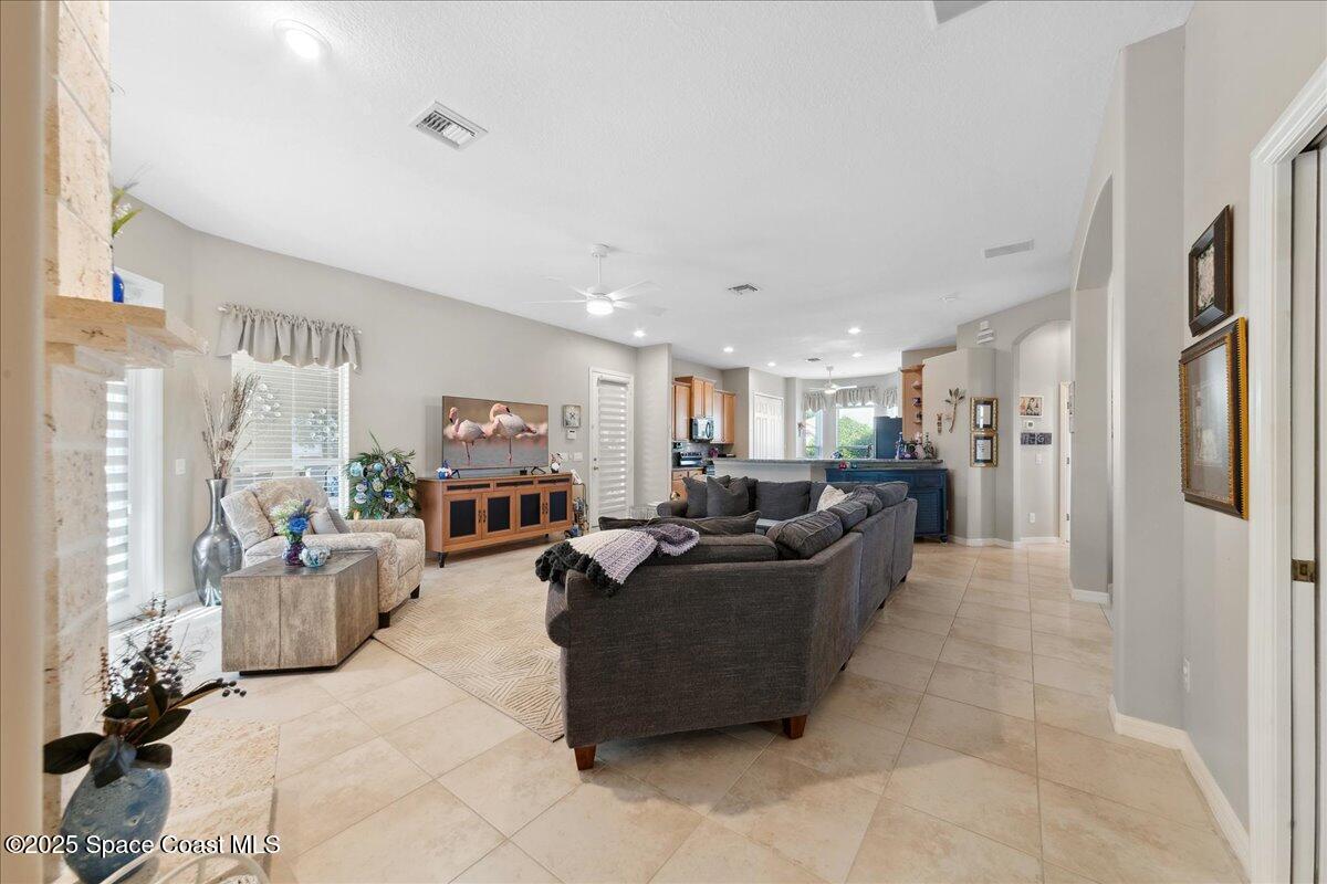 Melbourne, Florida, 32904, United States, 3 Bedrooms Bedrooms, ,3 BathroomsBathrooms,Residential,For Sale,1880700