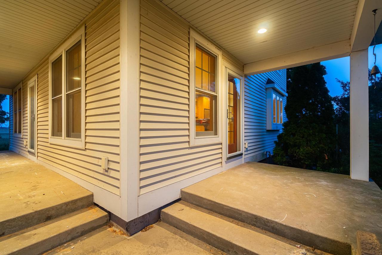 Pickett, Wisconsin, 54964, United States, 3 Bedrooms Bedrooms, ,3 BathroomsBathrooms,Residential,For Sale,1887702