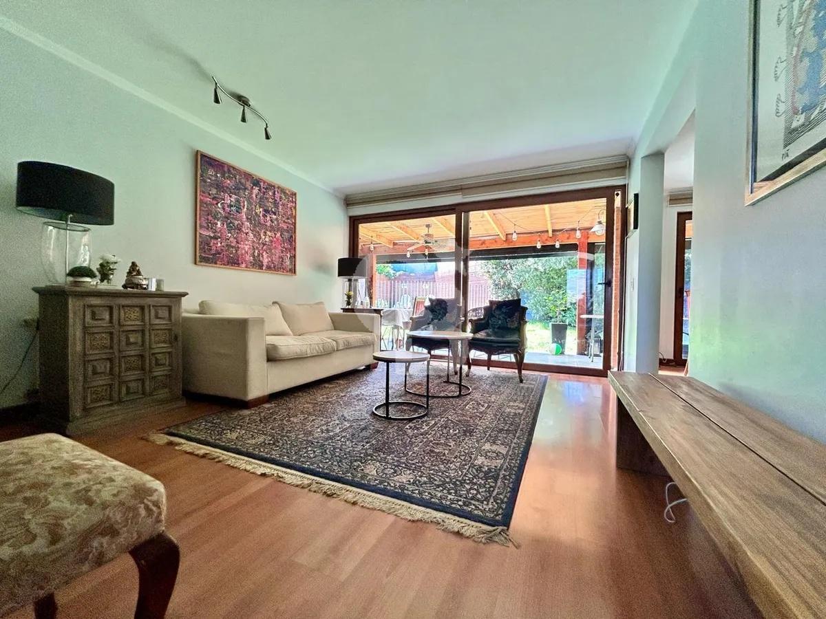 Lo Barnechea, Chile, 5 Bedrooms Bedrooms, ,5 BathroomsBathrooms,Residential,For Sale,1986478
