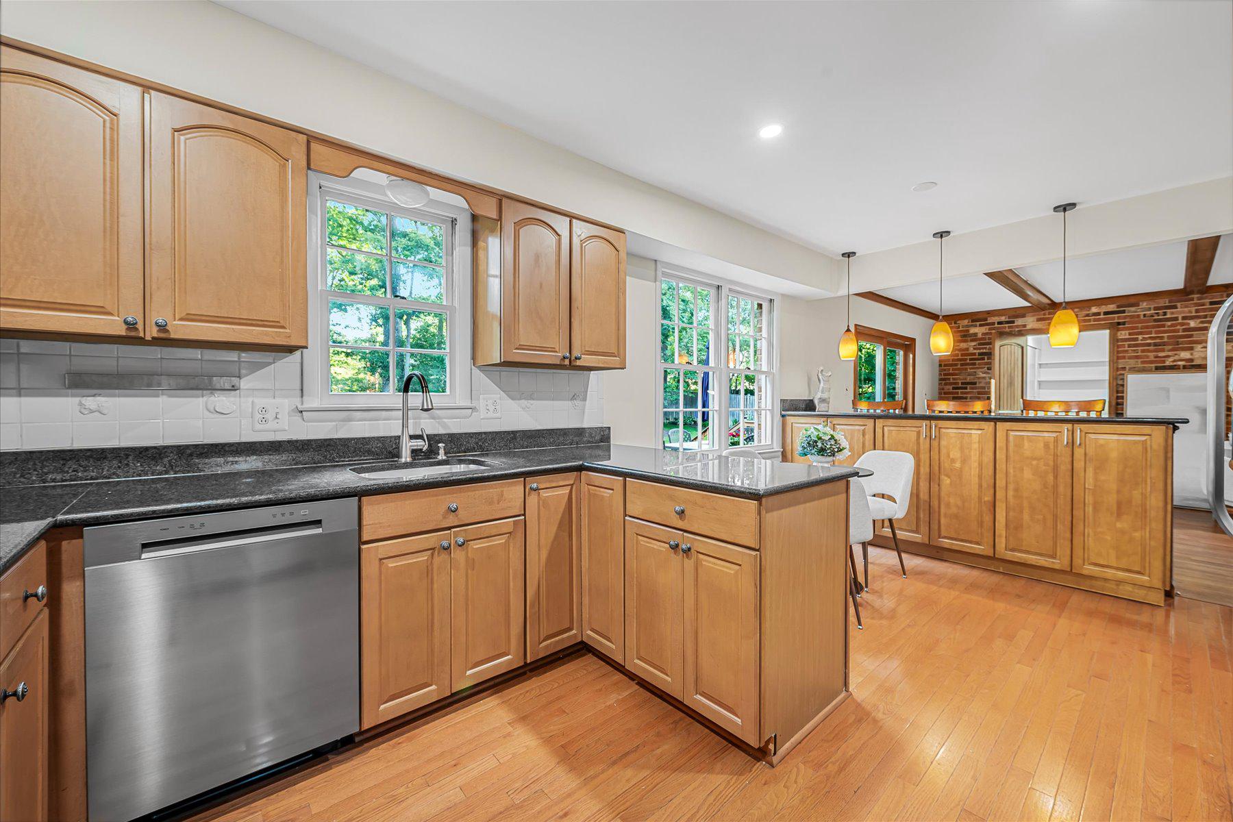  11152 Powder Horn Drive, Potomac, MD, 20854 - 物件實景
