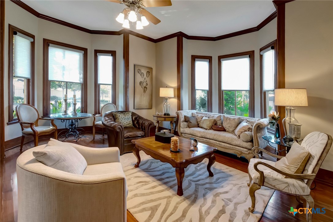507 S De Leon Street, Victoria, Texas, 77901, United States, 5 Bedrooms Bedrooms, ,5 BathroomsBathrooms,Residential,For Sale,507 S De Leon Street,1612614