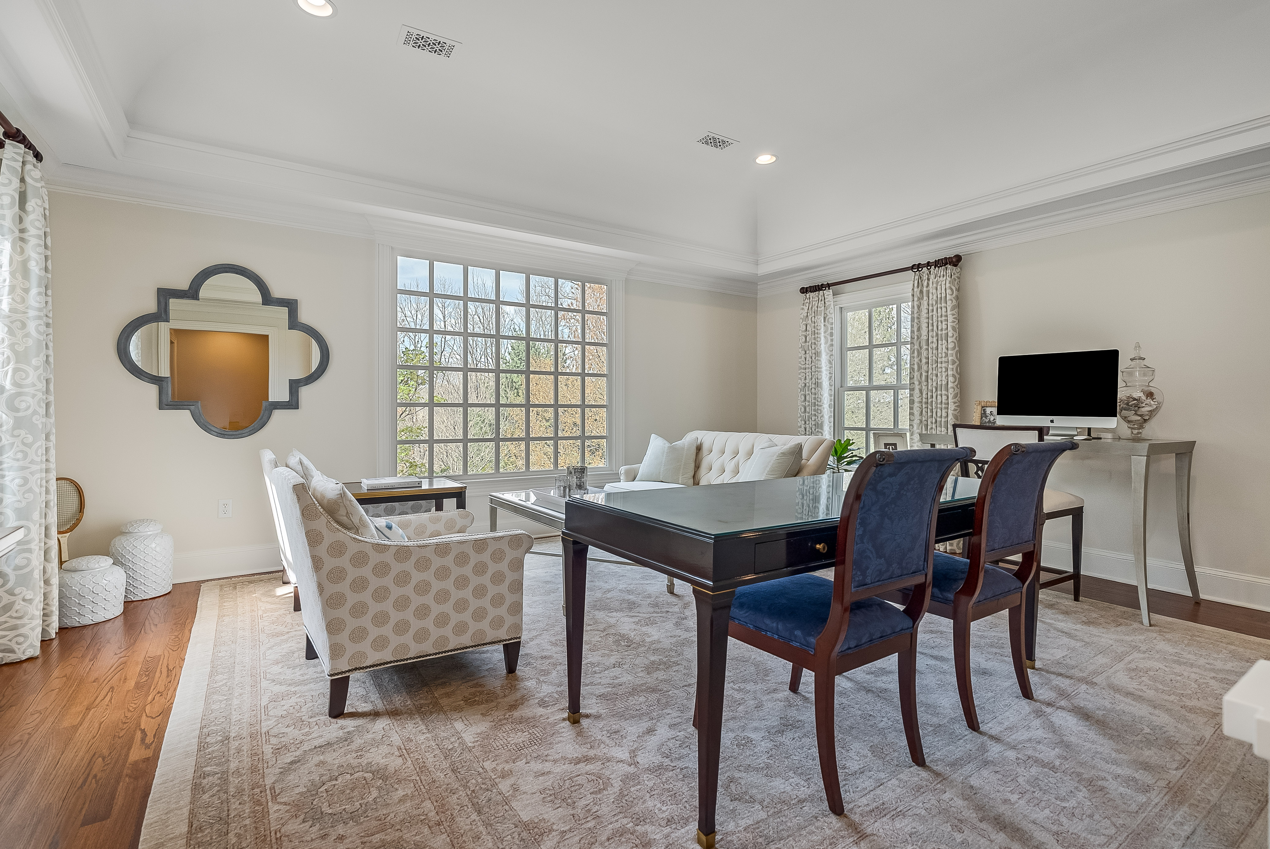  Georgian Colonial Home Set on Three Plus Acres - 物件實景