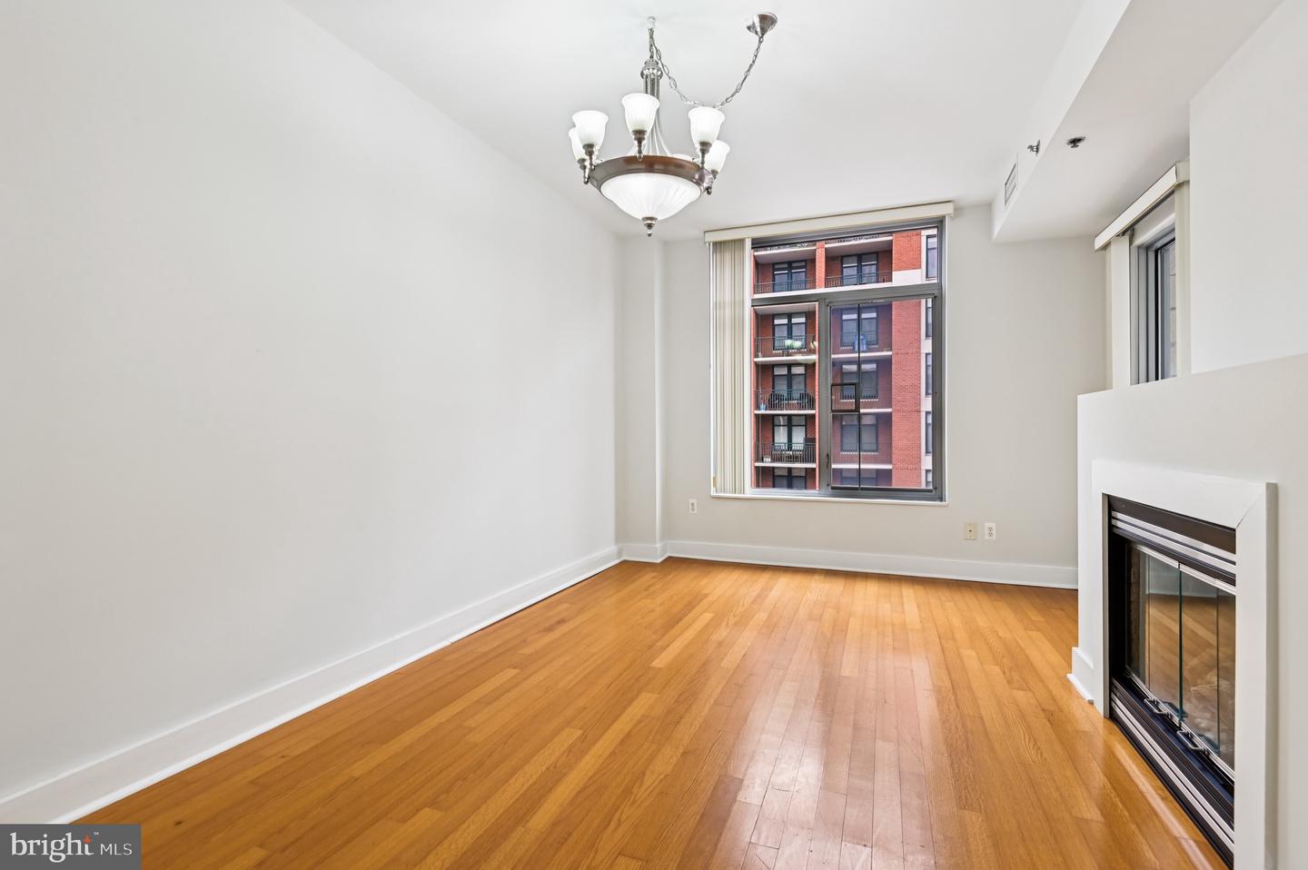 Baltimore, Maryland, 21231, United States, 3 Bedrooms Bedrooms, ,3 BathroomsBathrooms,Residential,For Sale,1949959