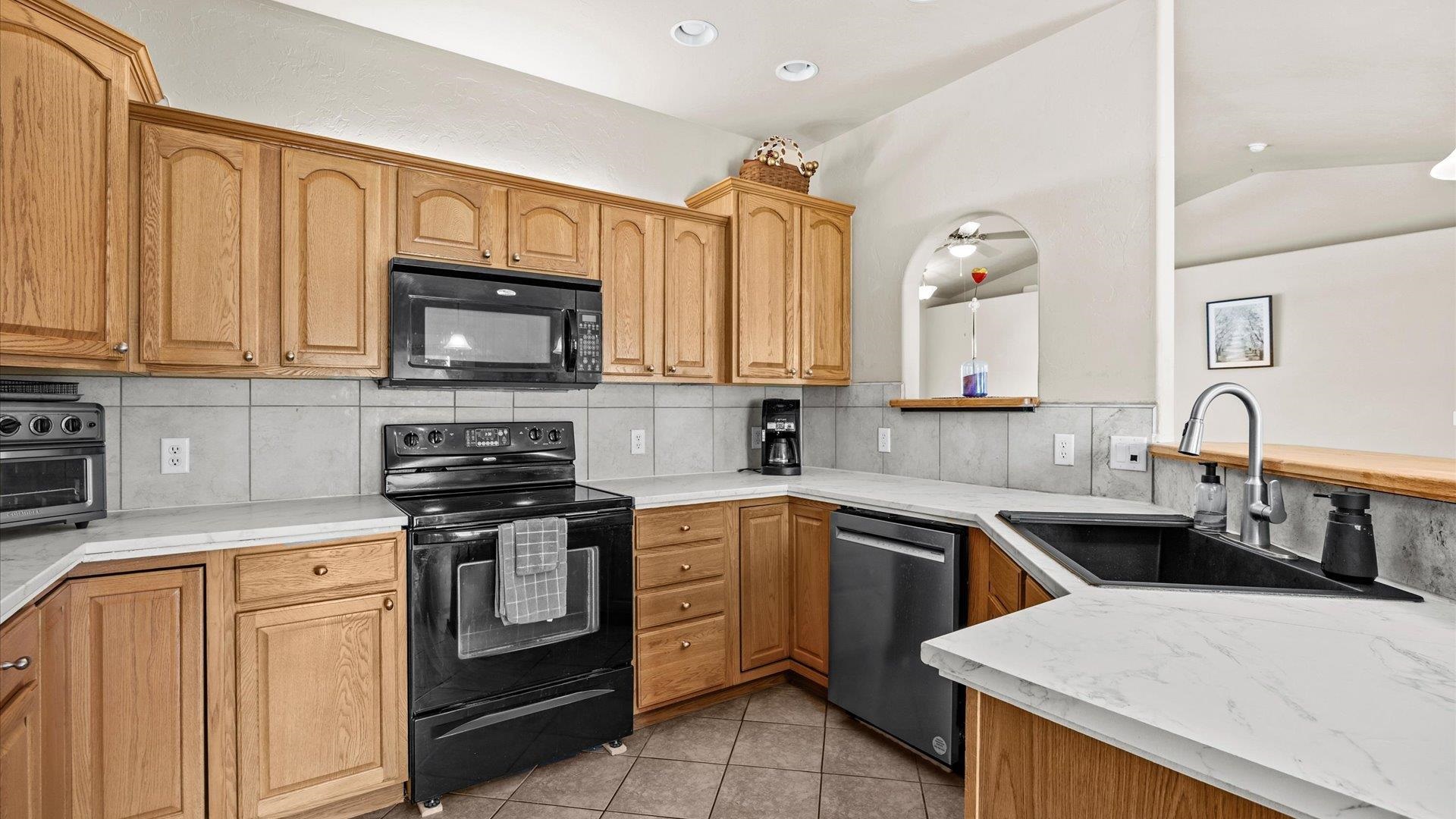 Grand Junction, Colorado, 81504, United States, 4 Bedrooms Bedrooms, ,2 BathroomsBathrooms,Residential,For Sale,1932359