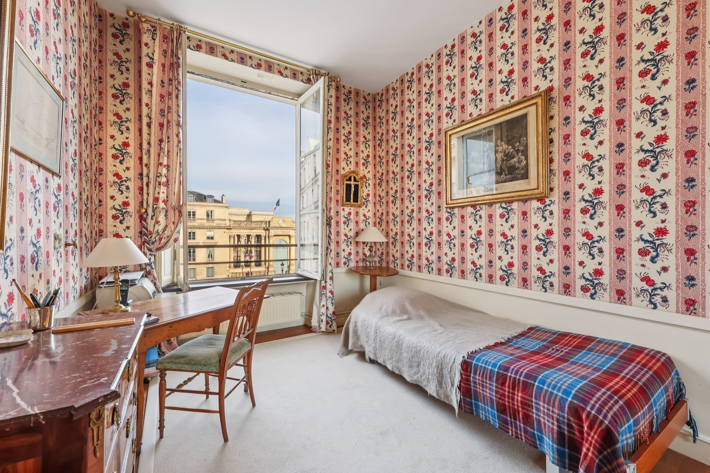  Rare. Palais BOURBON / 2 bedrooms - 物件實景