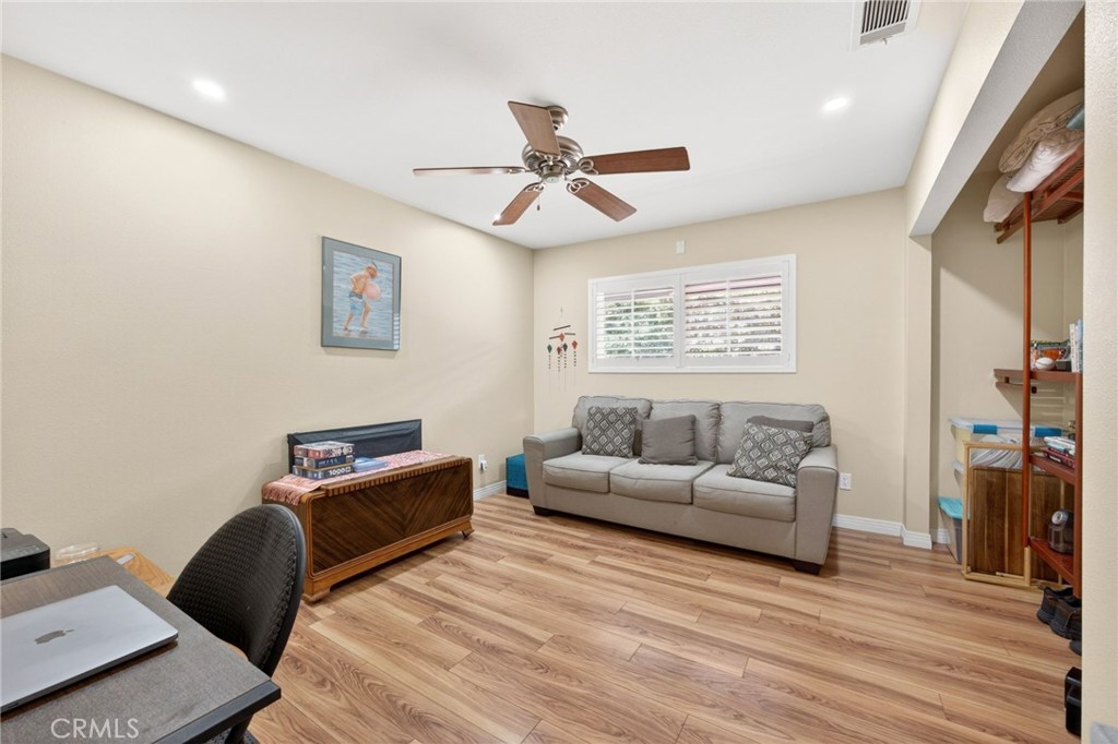 Hemet, California, 92544, United States, 3 Bedrooms Bedrooms, ,2 BathroomsBathrooms,Residential,For Sale,2035887