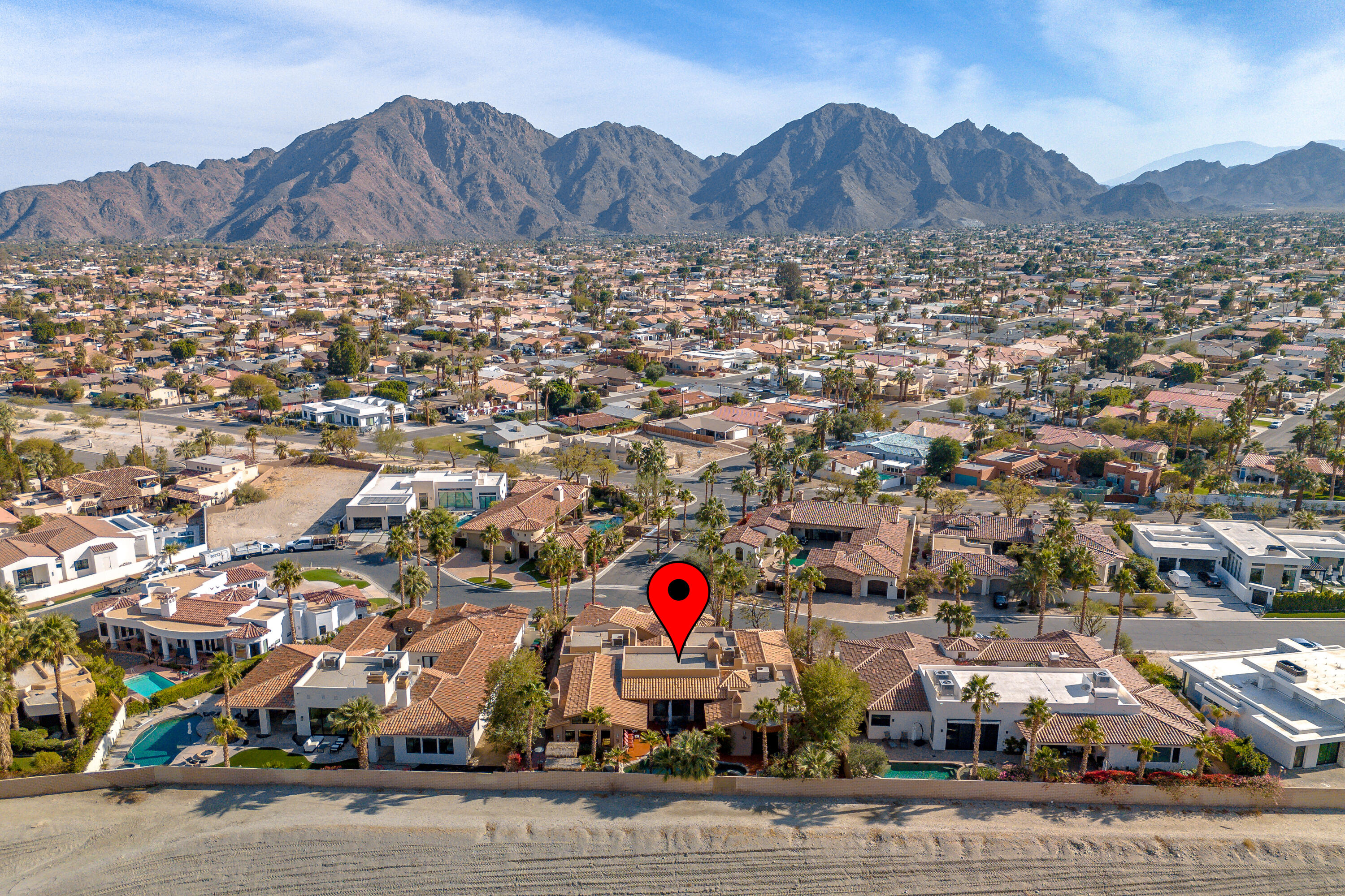 La Quinta, California, 92253, United States, 4 Bedrooms Bedrooms, ,4 BathroomsBathrooms,Residential,For Sale,1940947