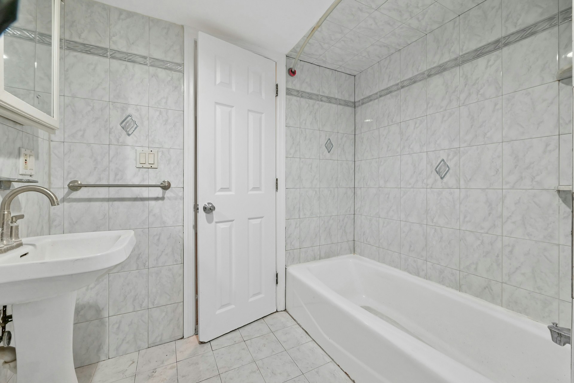  8804 3rd Avenue, North Bergen, NJ 07047 - 物件實景