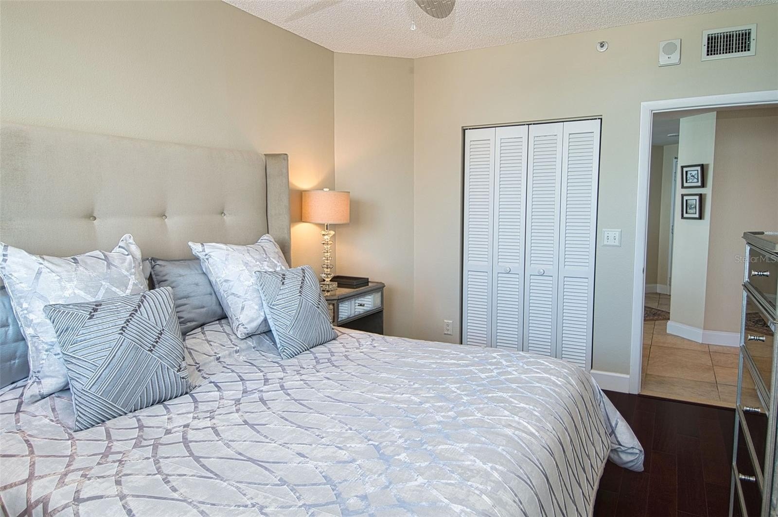 CLEARWATER BEACH, Florida, 33767, United States, 3 Bedrooms Bedrooms, ,3 BathroomsBathrooms,Residential,For Sale,1976506