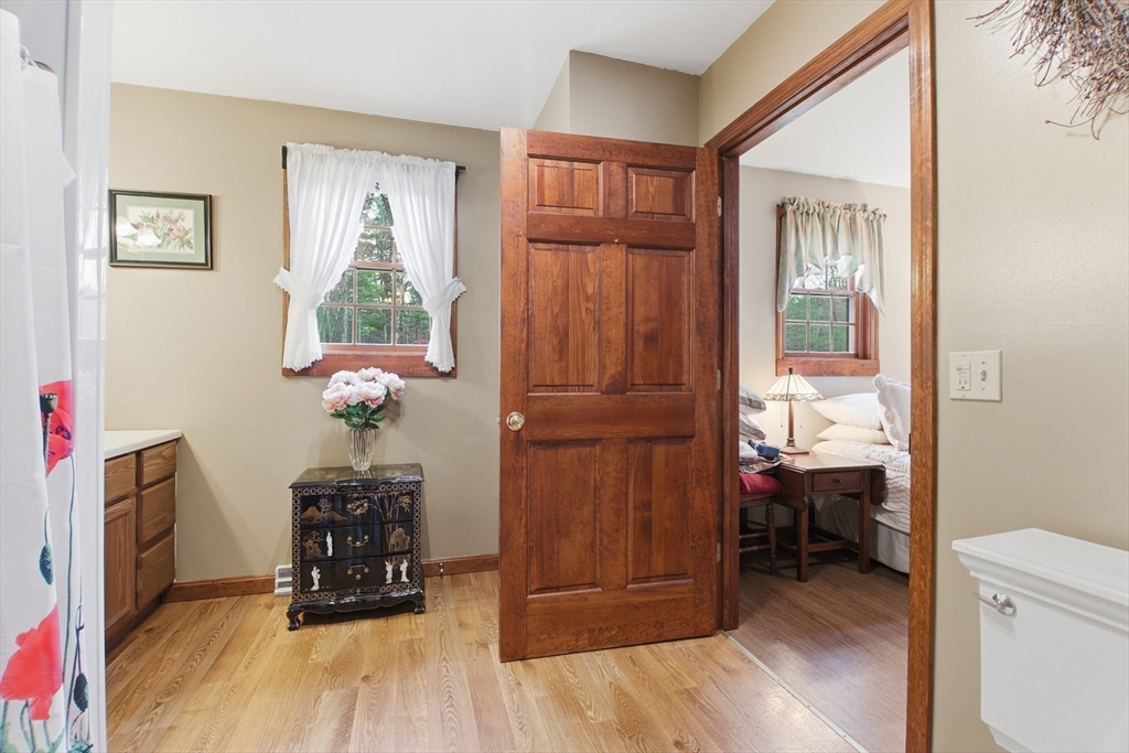 Monson, Massachusetts, 01057, United States, 5 Bedrooms Bedrooms, ,2 BathroomsBathrooms,Residential,For Sale,1988308