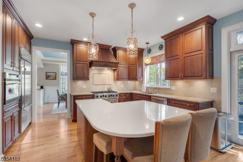 Morristown Town, New Jersey, 07960, United States, 2 Bedrooms Bedrooms, ,3 BathroomsBathrooms,Residential,For Sale,1794347