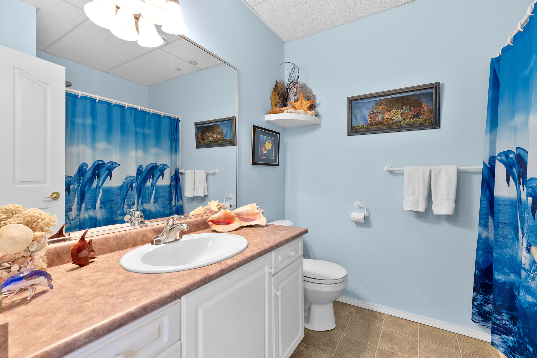  Charming Lakeview Rancher - 物件實景
