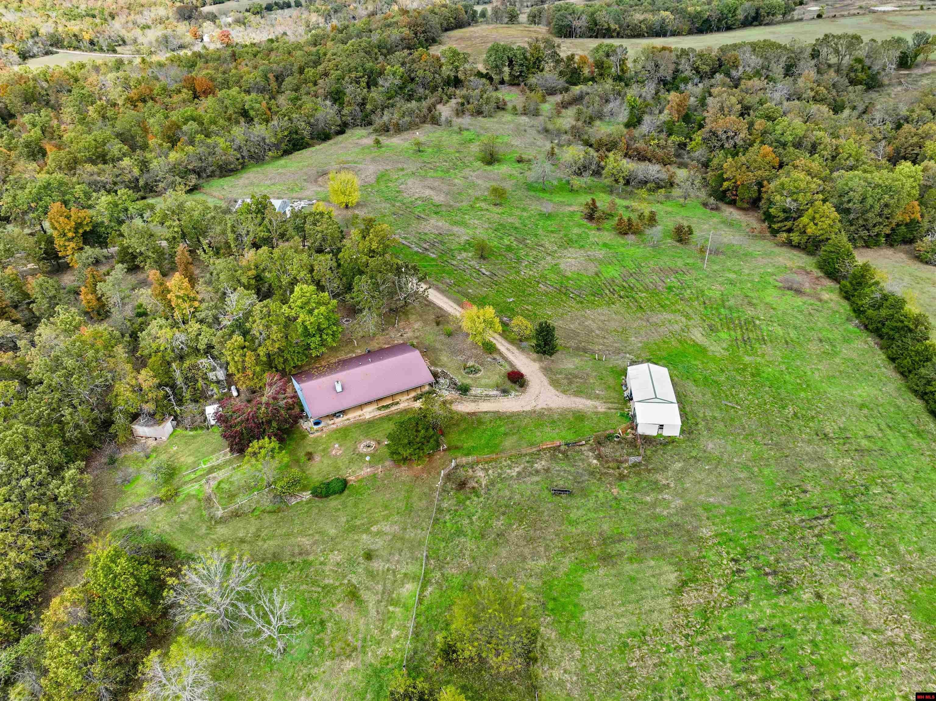 Theodosia, Missouri, 65761, United States, 3 Bedrooms Bedrooms, ,2 BathroomsBathrooms,Residential,For Sale,1986107