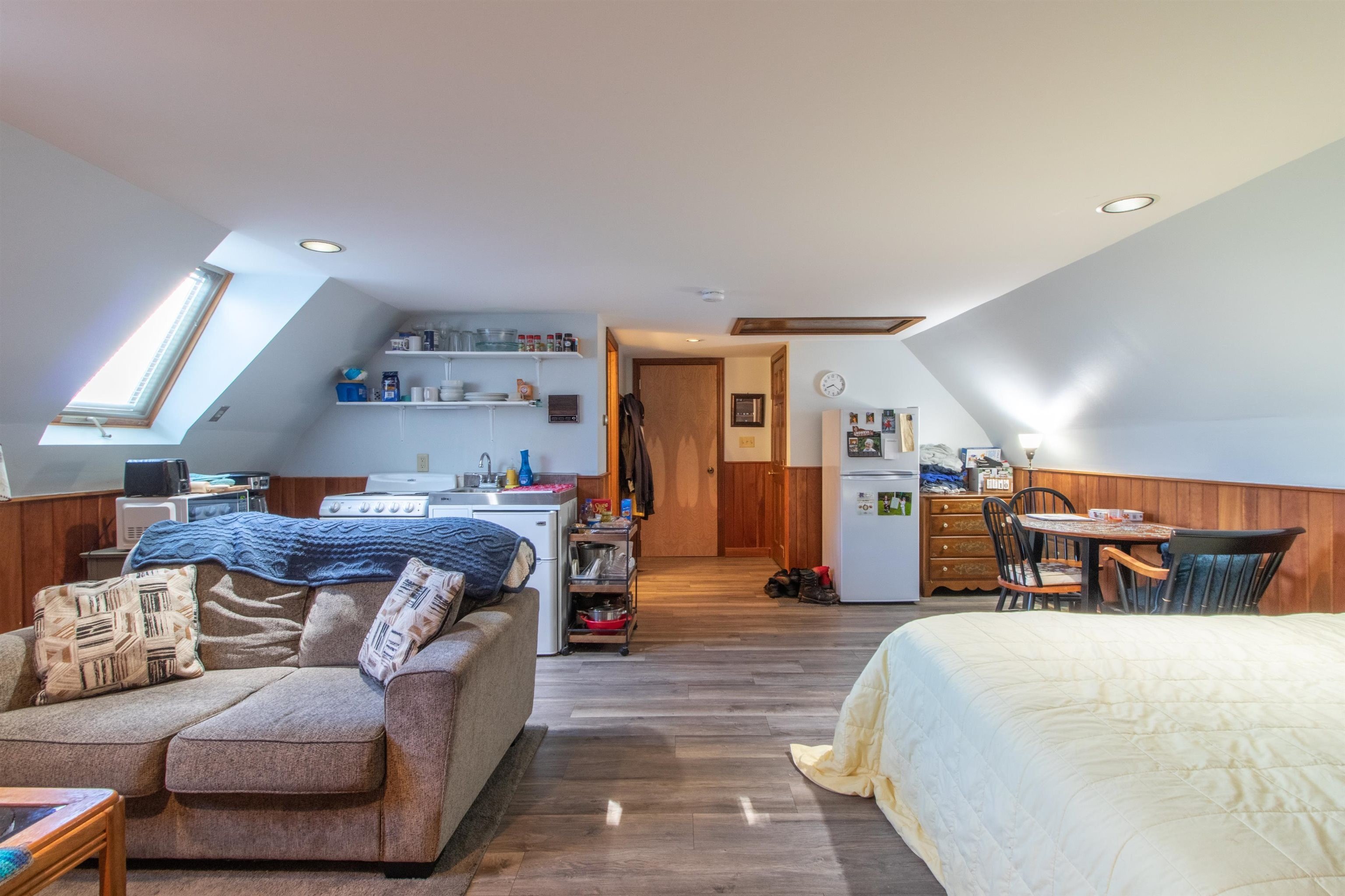 Lyndon, Vermont, 05851, United States, 3 Bedrooms Bedrooms, ,1 BathroomBathrooms,Residential,For Sale,1983968