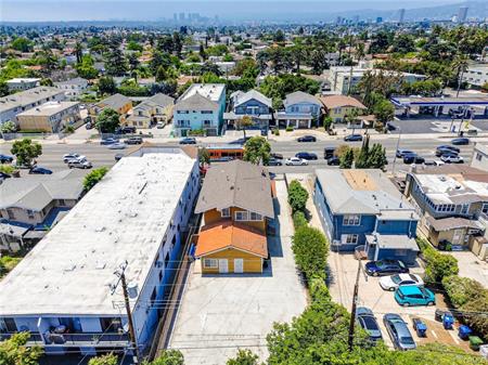 Los Angeles, California, 90016, United States, ,Residential,For Sale,1895088