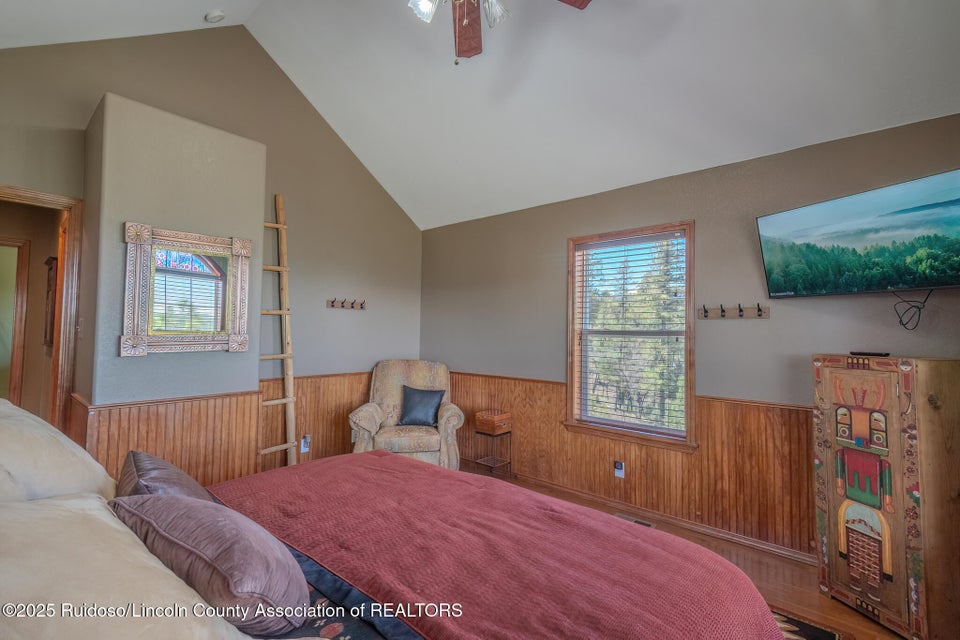 Ruidoso, New Mexico, 88345, United States, 4 Bedrooms Bedrooms, ,3 BathroomsBathrooms,Residential,For Sale,1909726