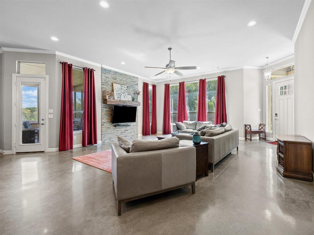 Midlothian, Texas, 76065, United States, 3 Bedrooms Bedrooms, ,3 BathroomsBathrooms,Residential,For Sale,1978446