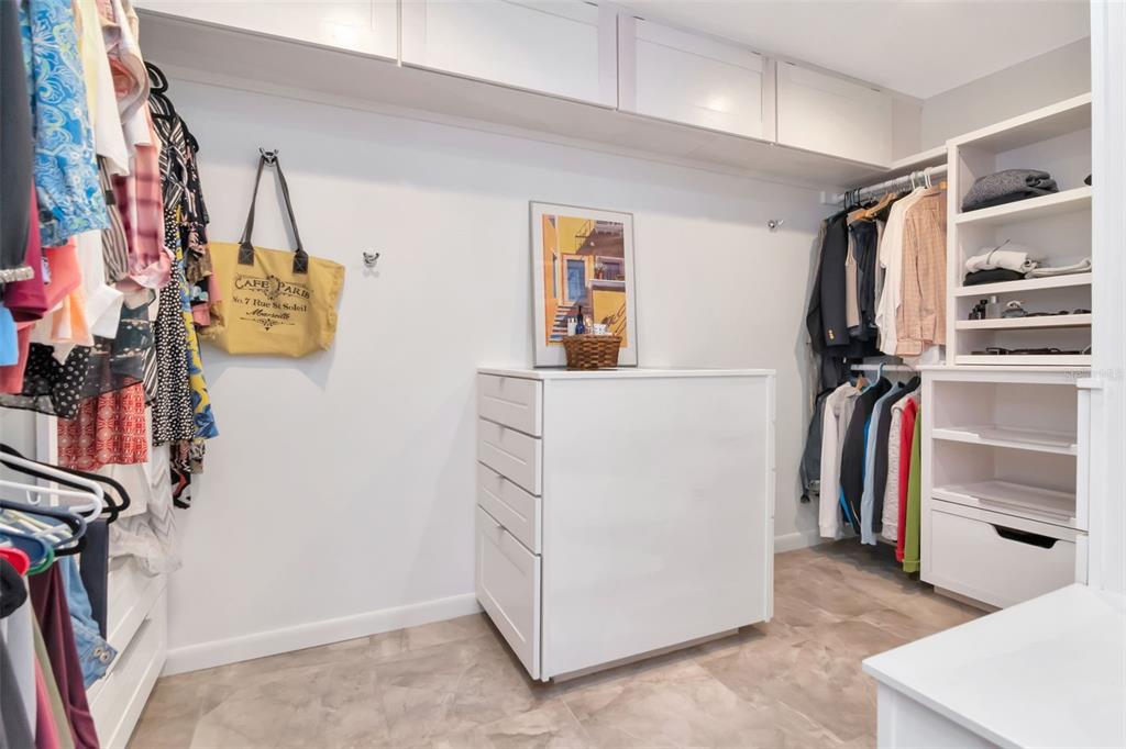 Clearwater, Florida, 33761, United States, 5 Bedrooms Bedrooms, ,3 BathroomsBathrooms,Residential,For Sale,1991990