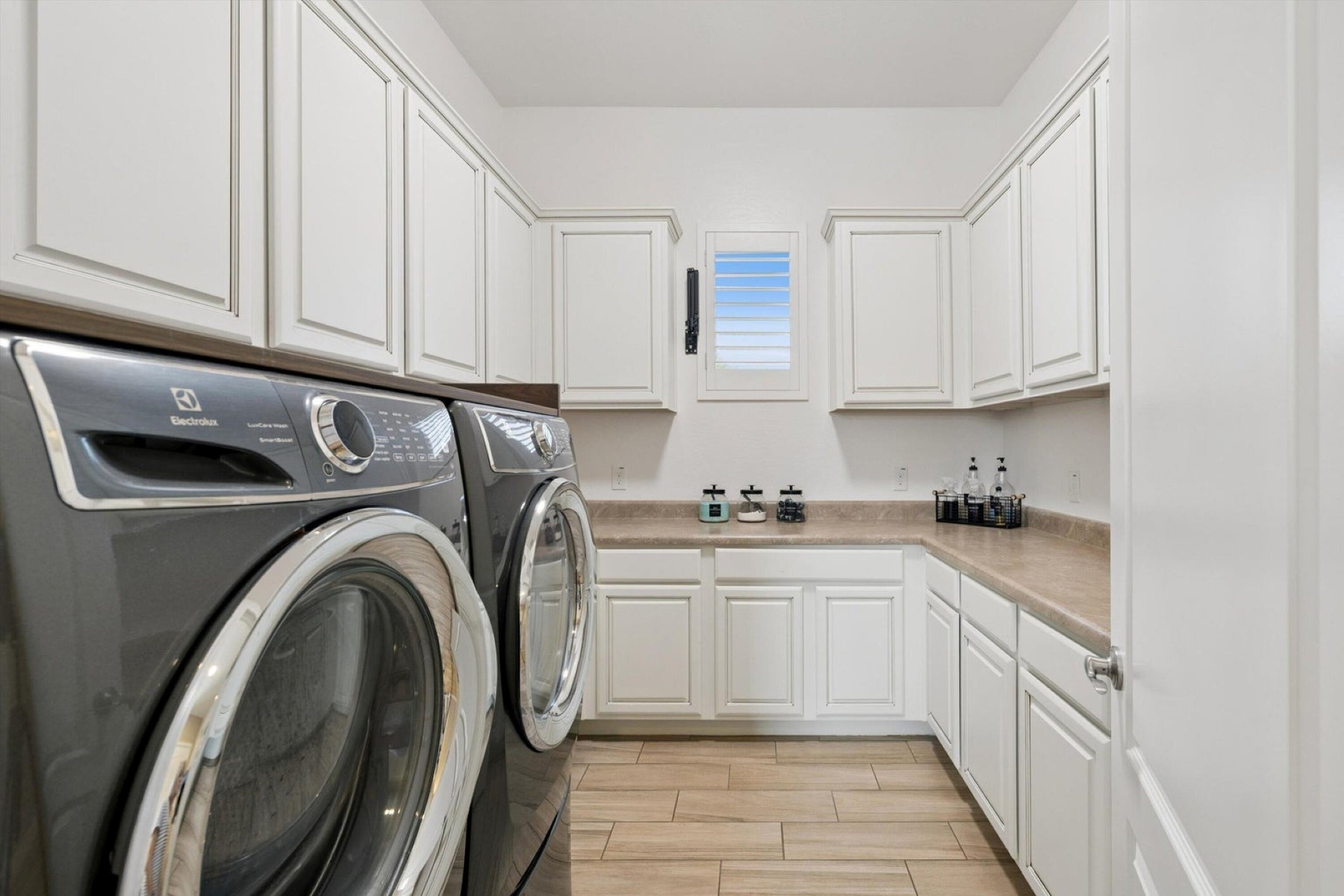  7551 W Saguaro Park Lane  Peoria, AZ - 物件實景