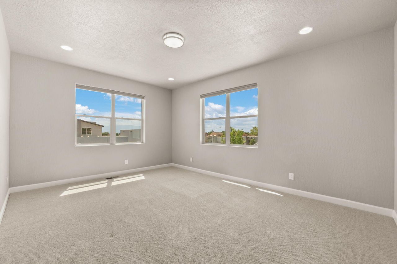Rio Rancho, New Mexico, 87124, United States, 4 Bedrooms Bedrooms, ,3 BathroomsBathrooms,Residential,For Sale,1924973