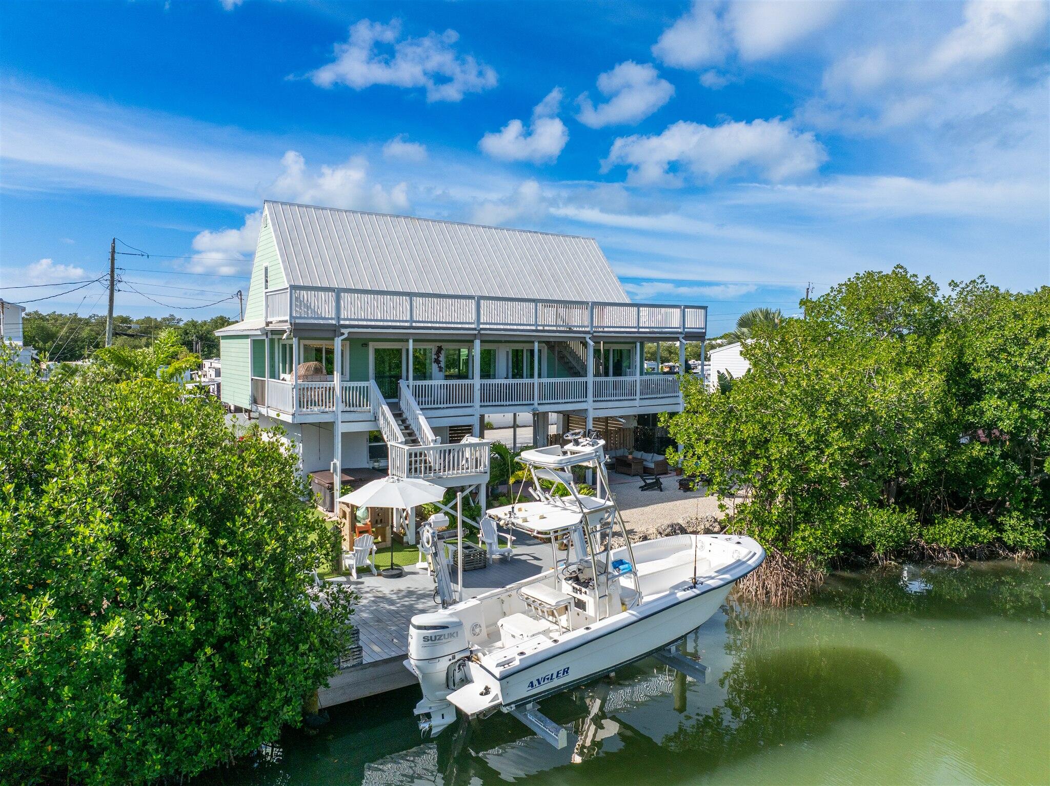 MARATHON, Florida, 33050, United States, 2 Bedrooms Bedrooms, ,2 BathroomsBathrooms,Residential,For Sale,2000916