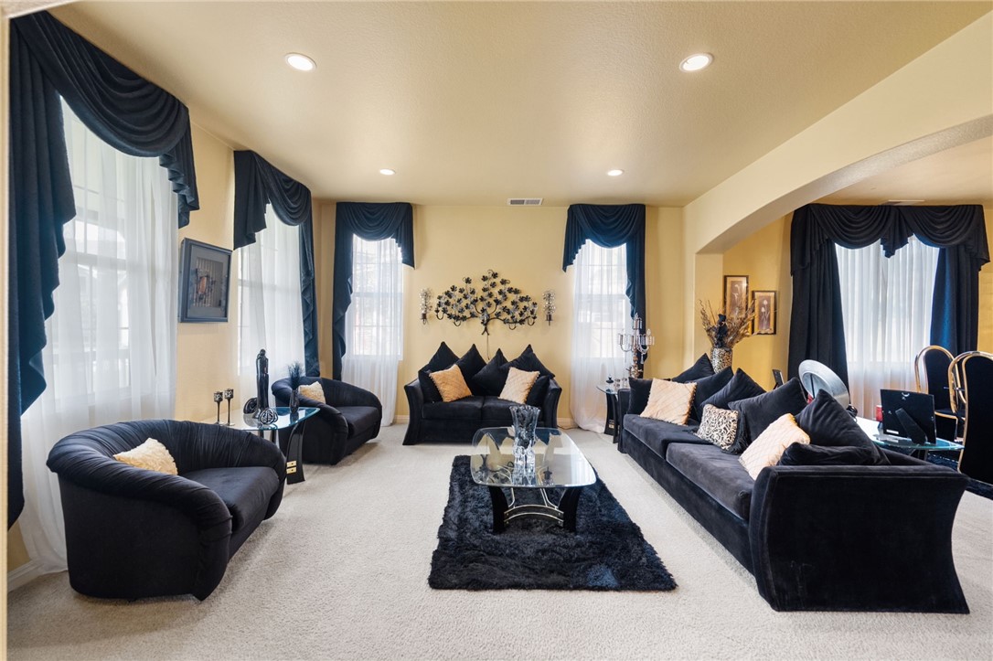 Eastvale, California, 91752, United States, 5 Bedrooms Bedrooms, ,5 BathroomsBathrooms,Residential,For Sale,1995400