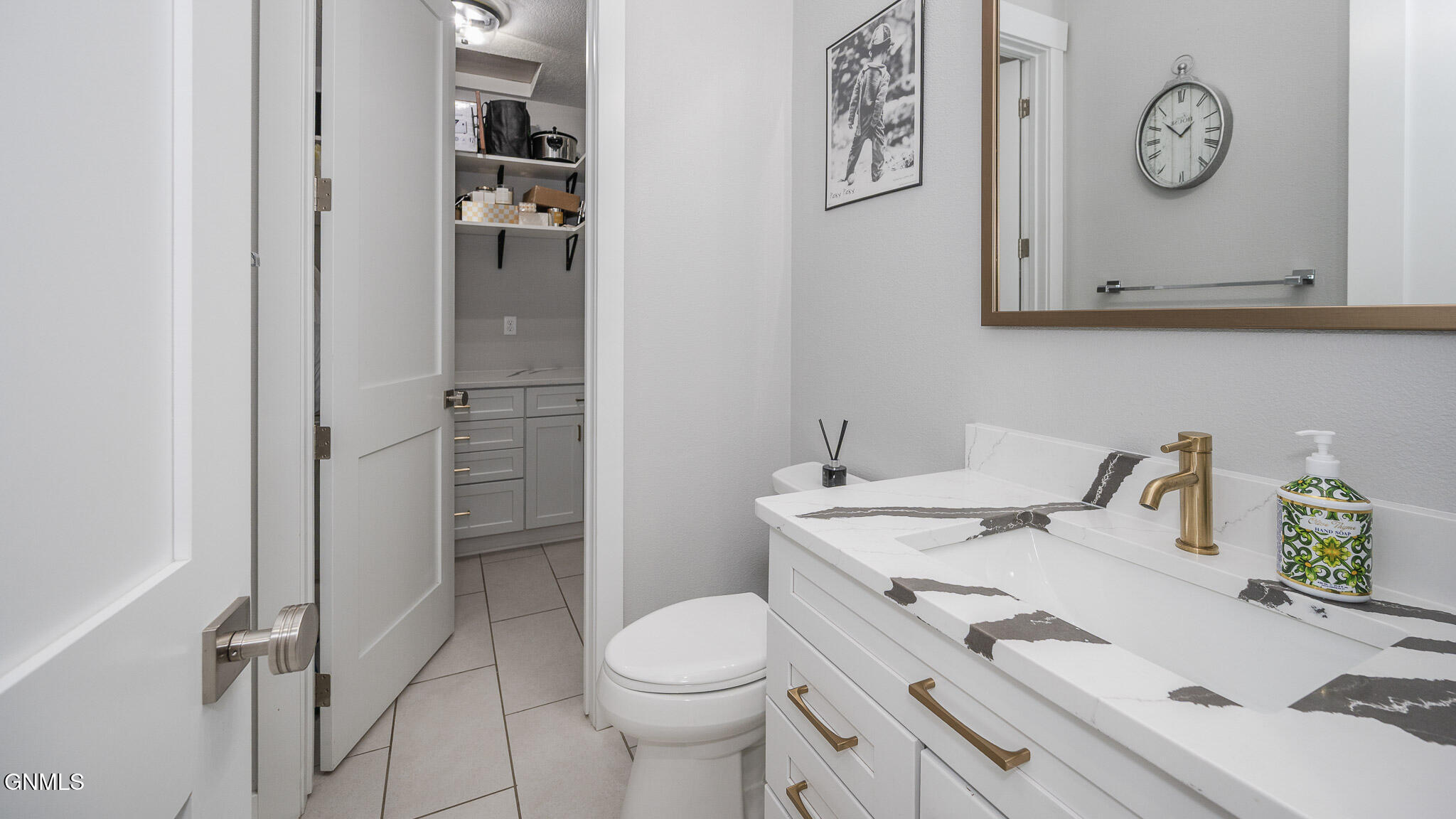 Bismarck, North Dakota, 58504, United States, 6 Bedrooms Bedrooms, ,4 BathroomsBathrooms,Residential,For Sale,1982102