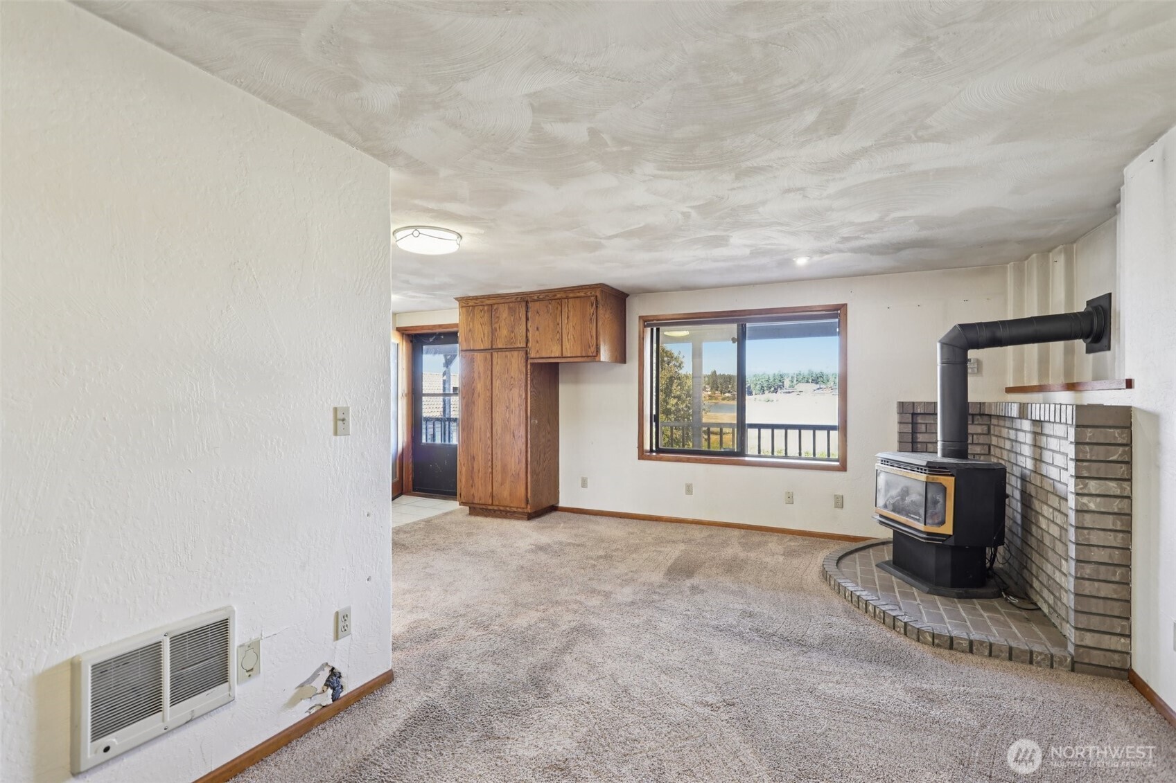 Marysville, Washington, 98271, United States, 4 Bedrooms Bedrooms, ,4 BathroomsBathrooms,Residential,For Sale,1984070