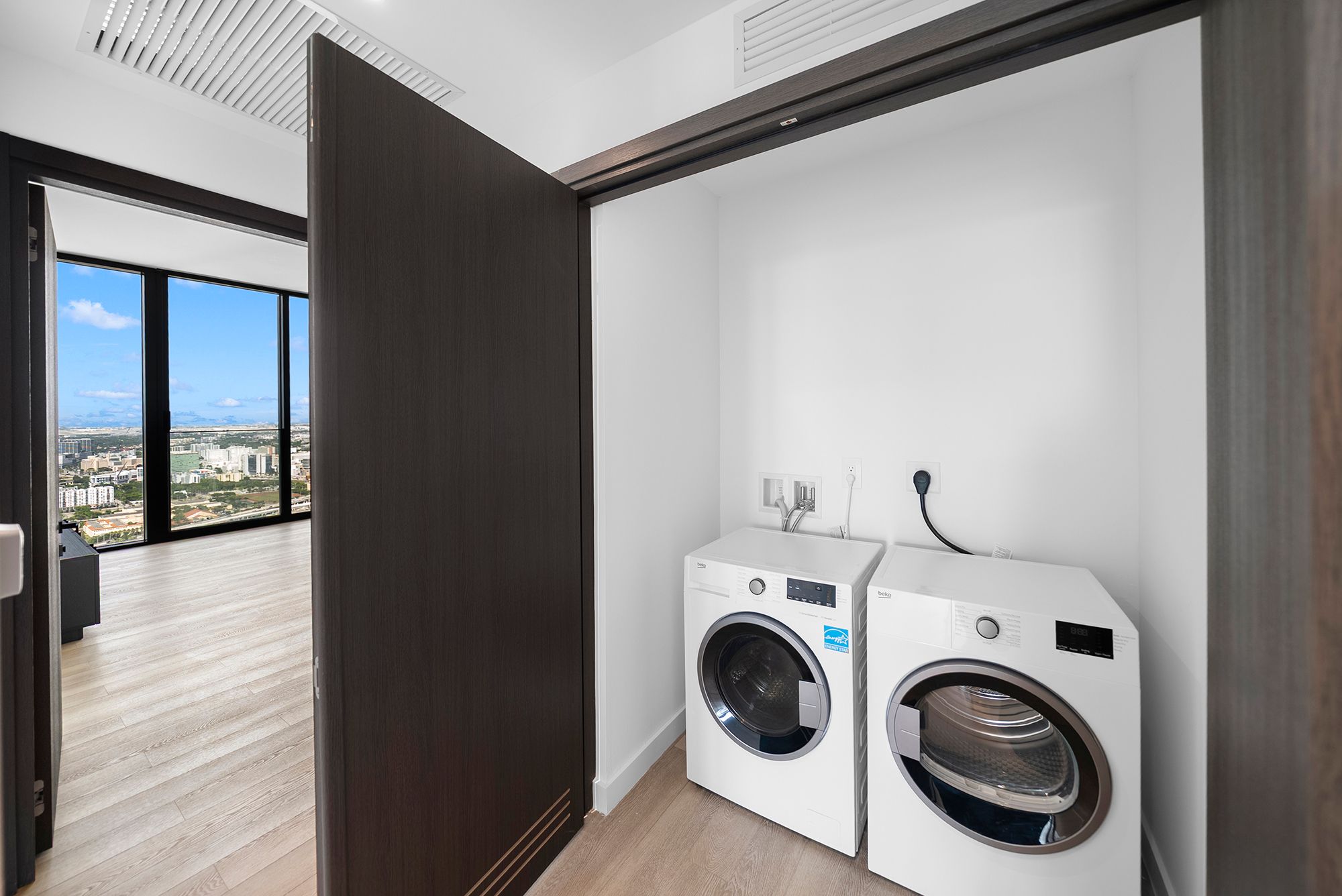  20 NE 11 Street, Miami Beach, FL, 33139 - 物件實景