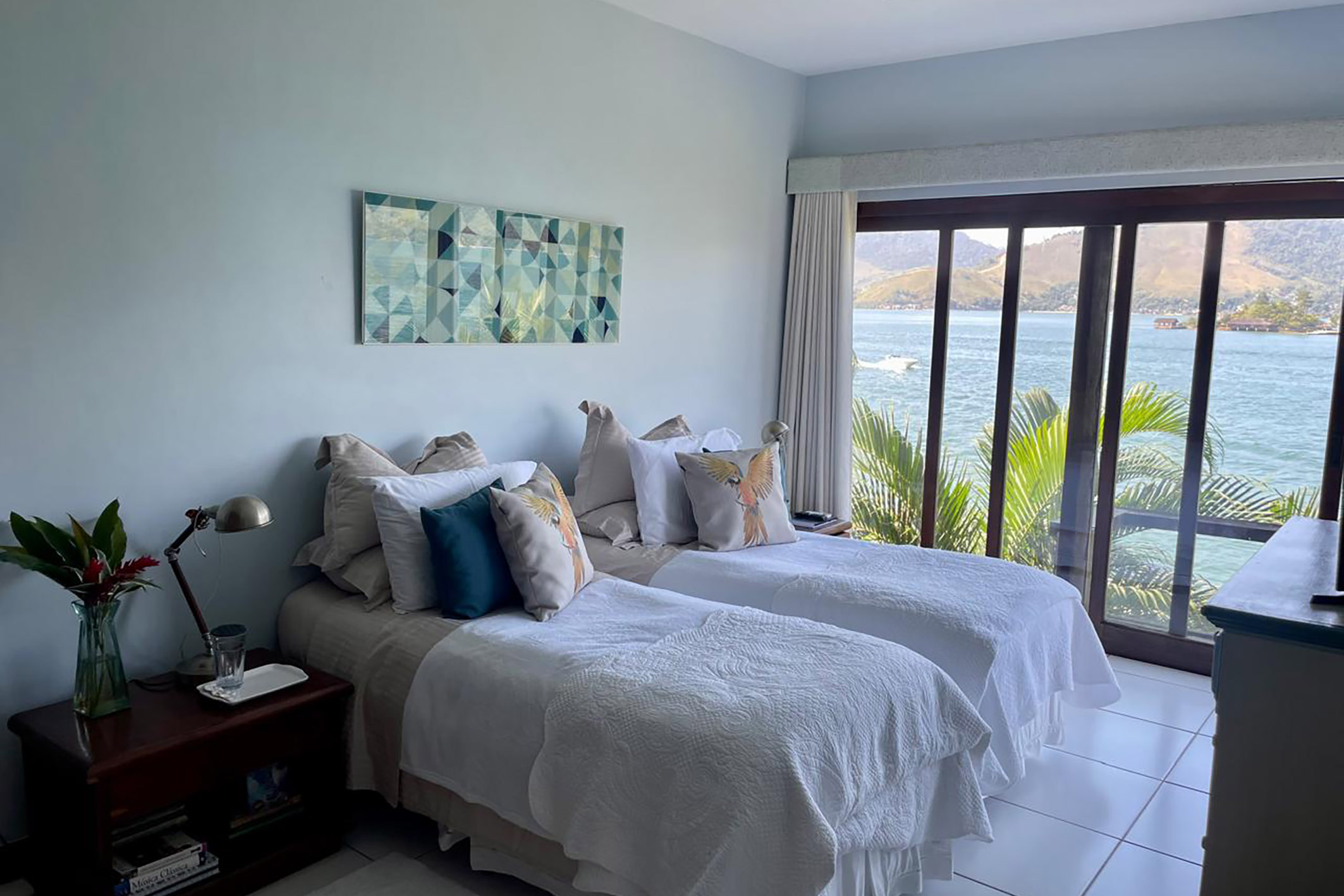  Residence with ocean and mountain views and direct water access - 物件實景