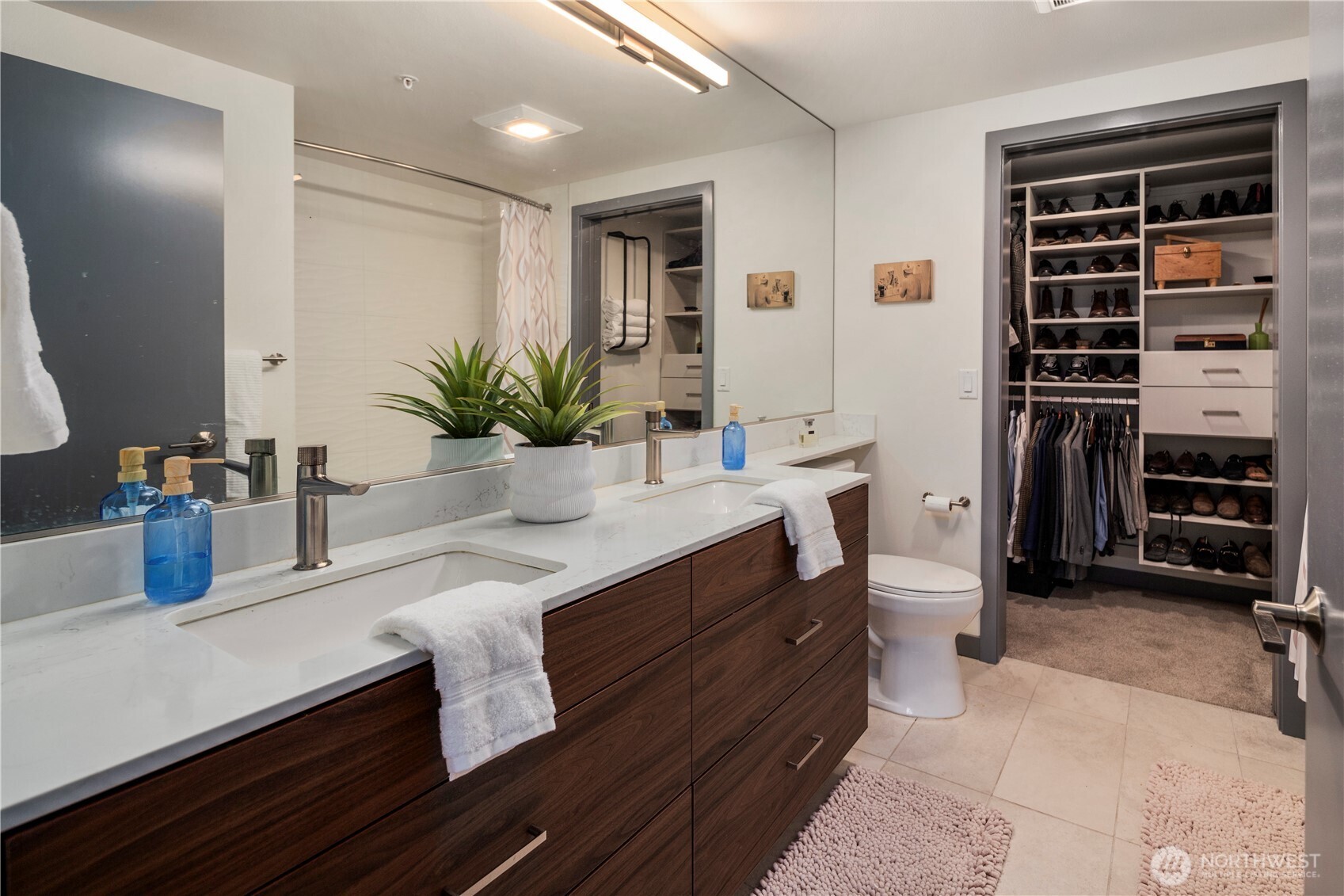 Kirkland, Washington, 98034, United States, 1 Bedroom Bedrooms, ,1 BathroomBathrooms,Residential,For Sale,1793770