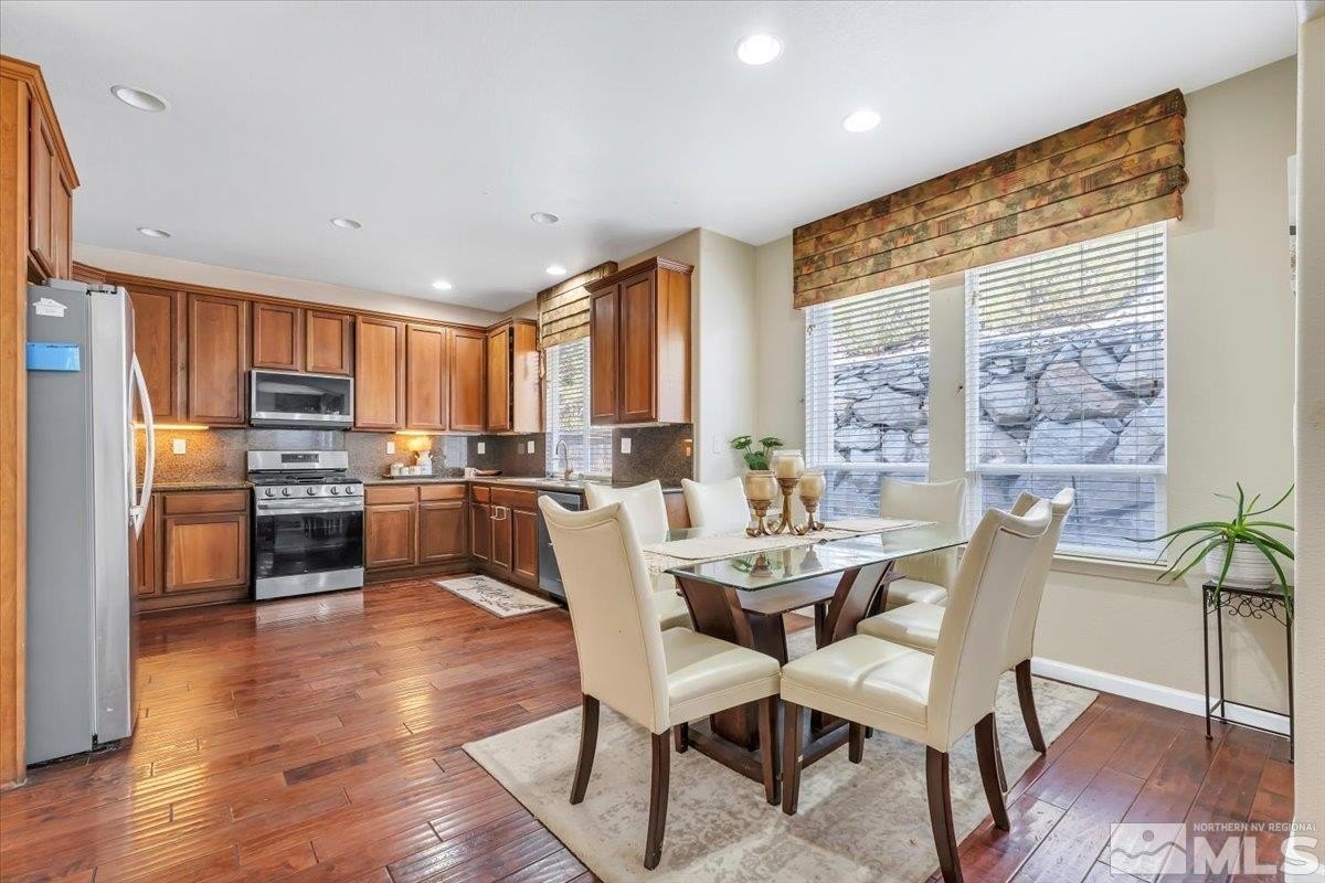 Reno, Nevada, 89523, United States, 5 Bedrooms Bedrooms, ,3 BathroomsBathrooms,Residential,For Sale,1982718