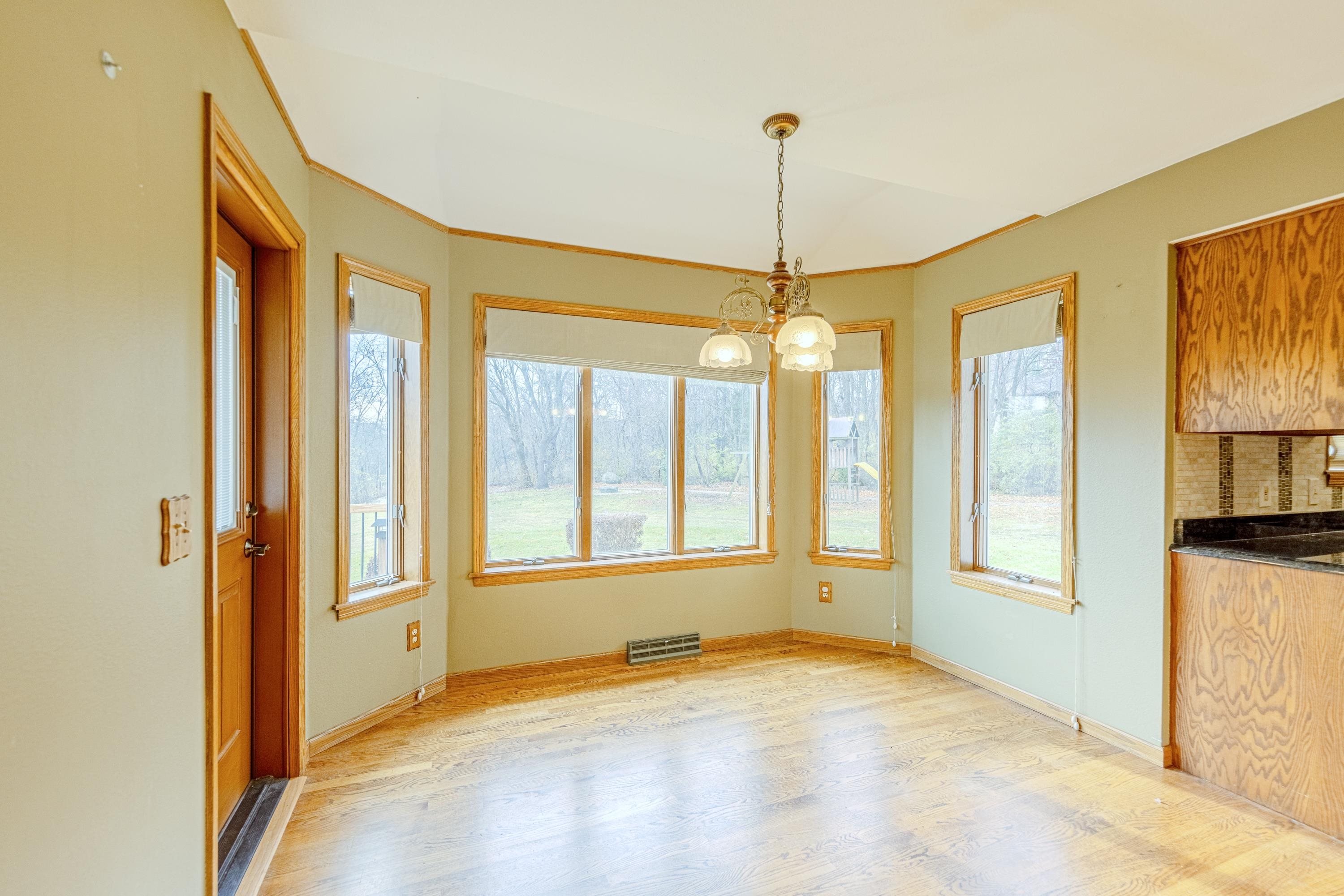 Janesville, Wisconsin, 53545, United States, 3 Bedrooms Bedrooms, ,3 BathroomsBathrooms,Residential,For Sale,1998012