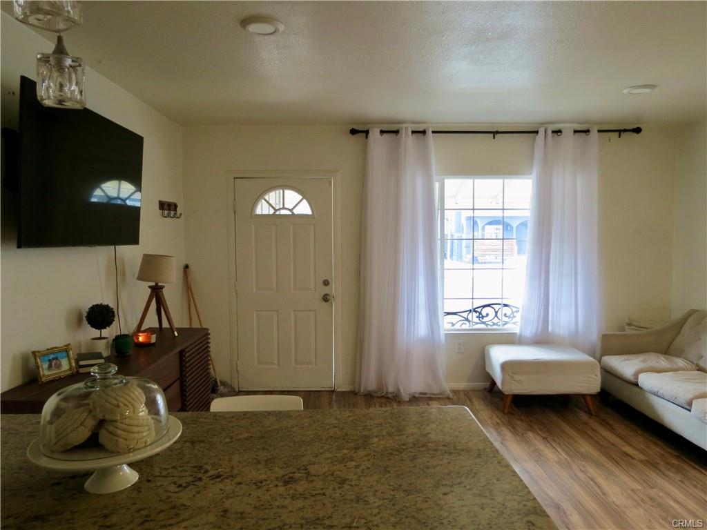 Los Angeles, California, 90044, United States, 3 Bedrooms Bedrooms, ,2 BathroomsBathrooms,Residential,For Sale,1899668