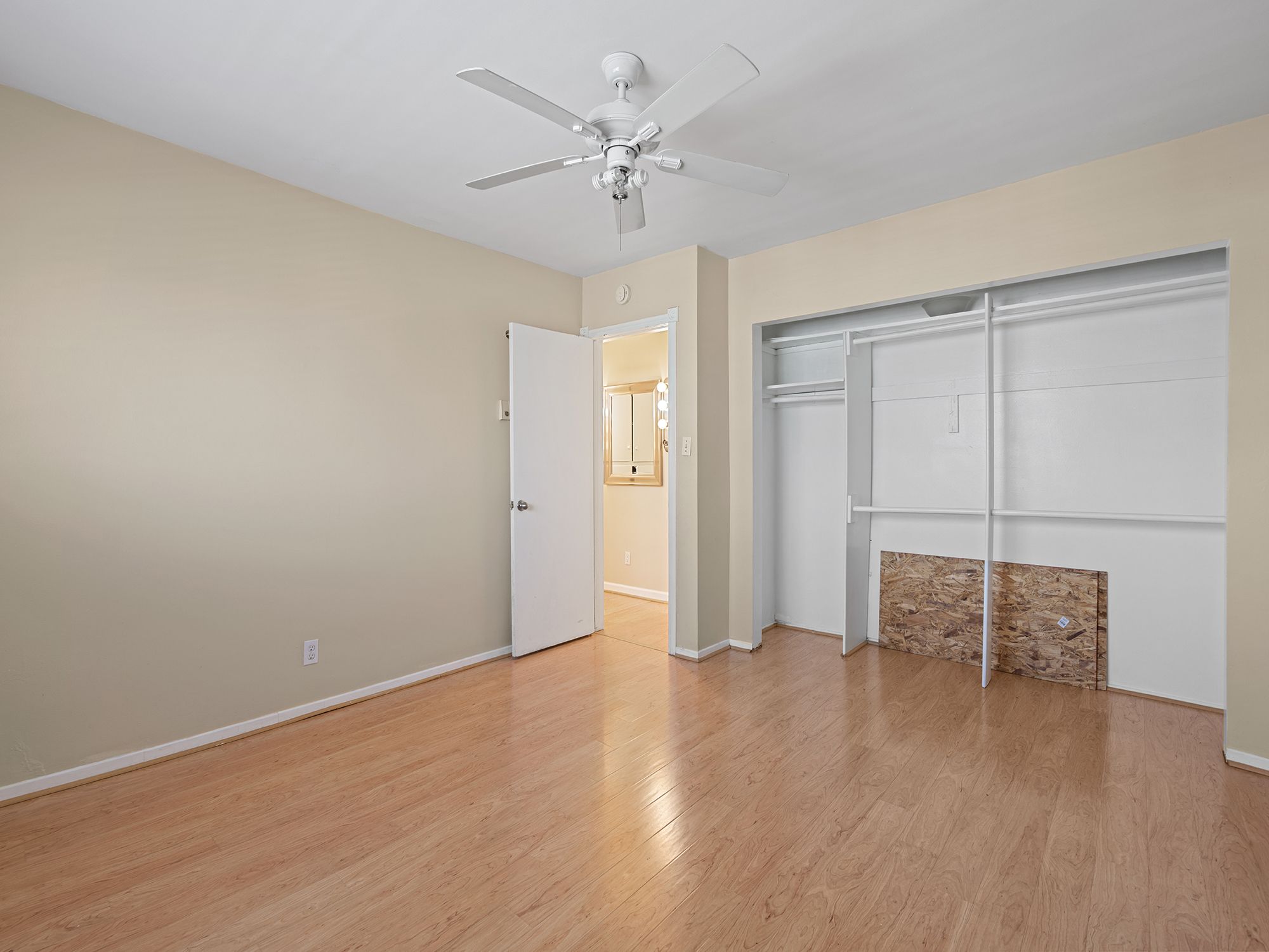  335 Cedar Avenue #412, Long Beach, CA 90802 - 物件實景