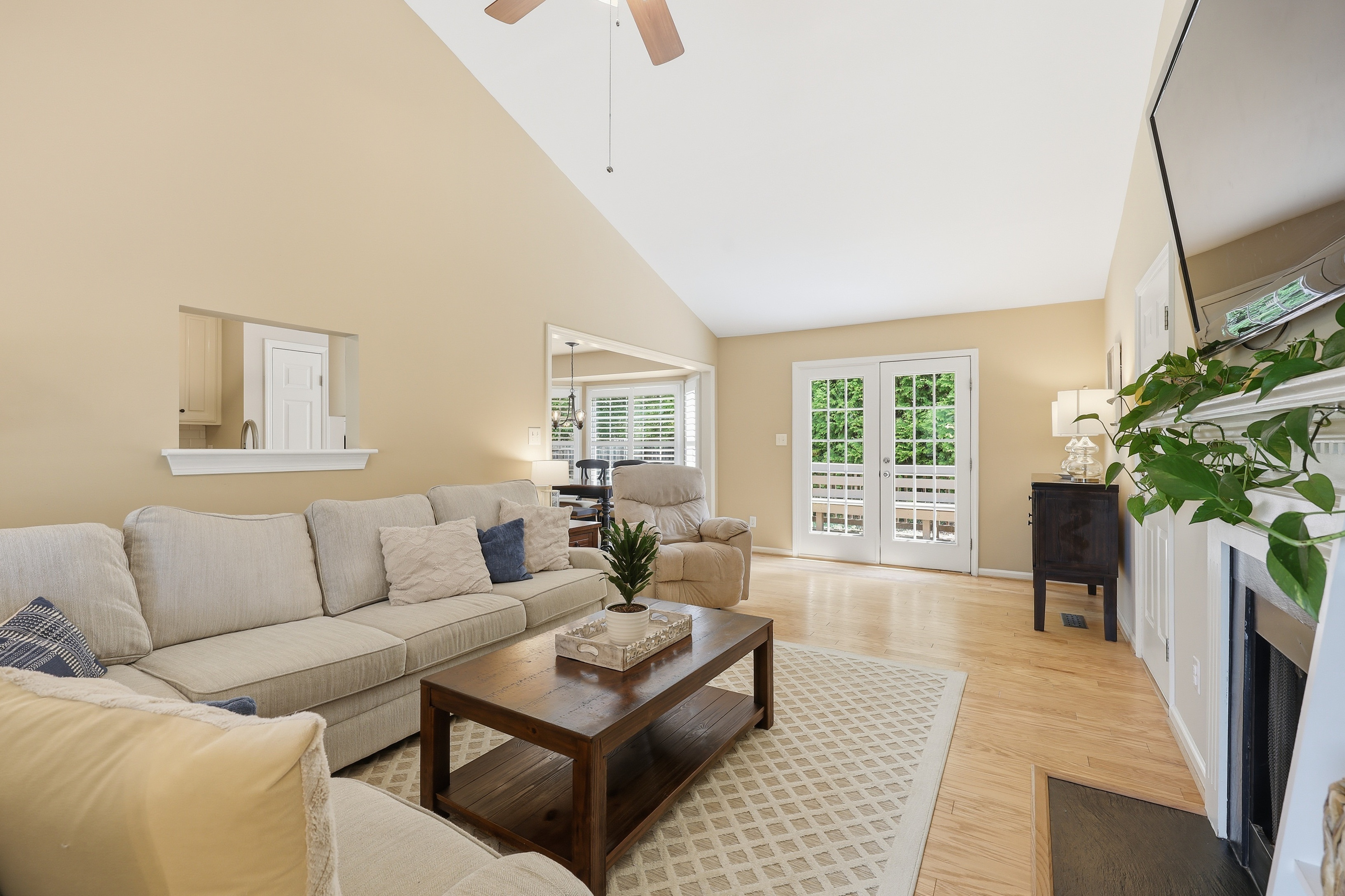  5904 Westborough Drive, Raleigh, NC 27612 - 物件實景