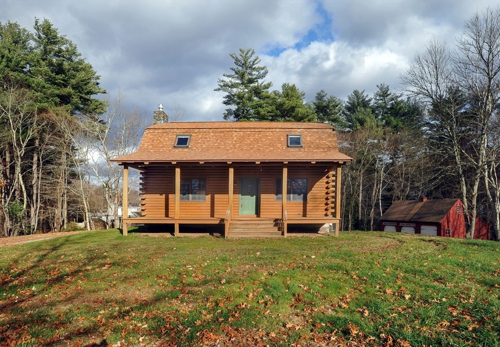 Hanson, Massachusetts, 02341, United States, 4 Bedrooms Bedrooms, ,2 BathroomsBathrooms,Residential,For Sale,2000773