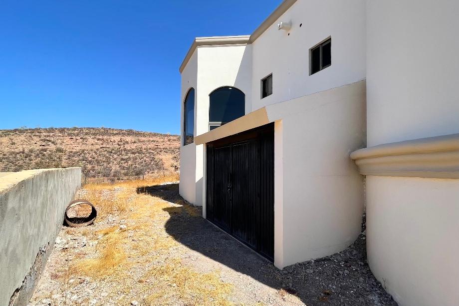 Guaymas, Sonora, 85506, Mexico, 4 Bedrooms Bedrooms, ,3 BathroomsBathrooms,Residential,For Sale,1916977