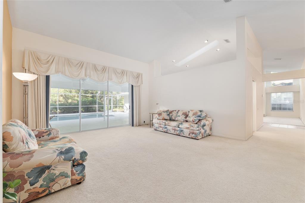 Gainesville, Florida, 32606, United States, 4 Bedrooms Bedrooms, ,3 BathroomsBathrooms,Residential,For Sale,1989601