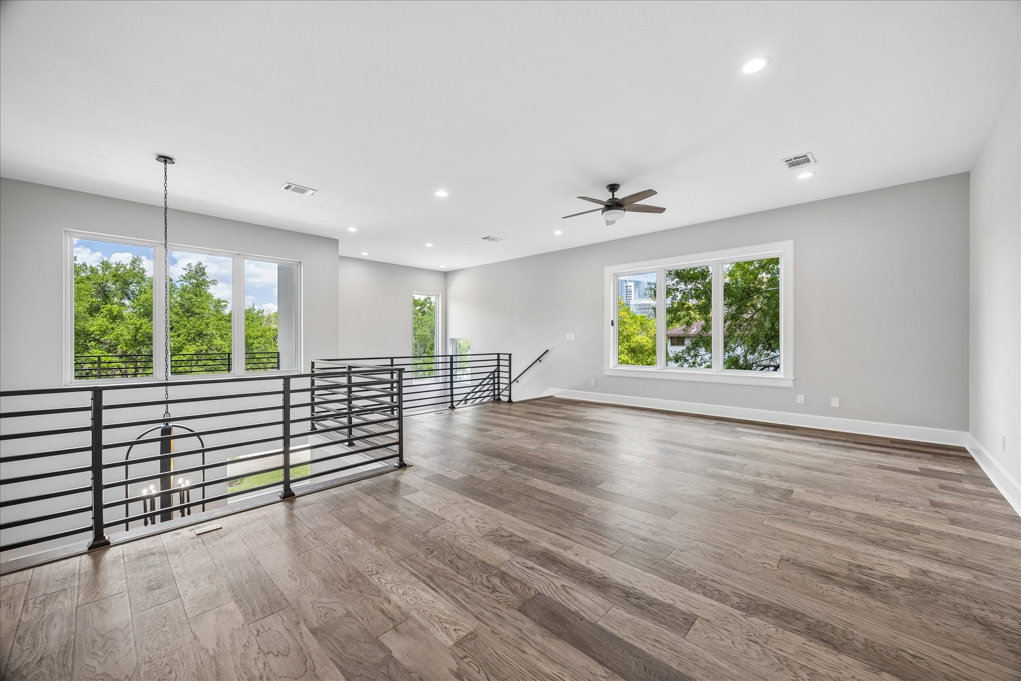  2065 Southgate Boulevard - 物件實景