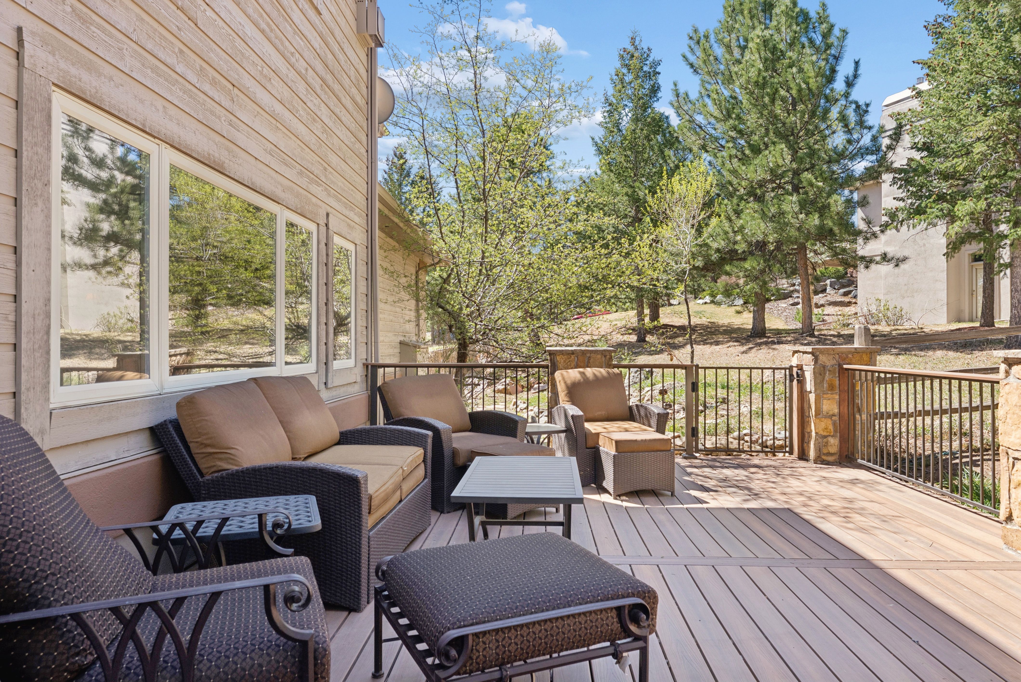  Comfort, Versatility & Evergreen Living - 物件實景