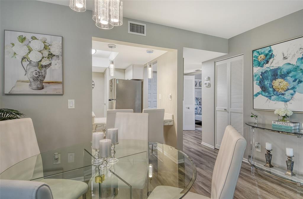 Longboat Key, Florida, 34228, United States, 2 Bedrooms Bedrooms, ,1 BathroomBathrooms,Residential,For Sale,1859781