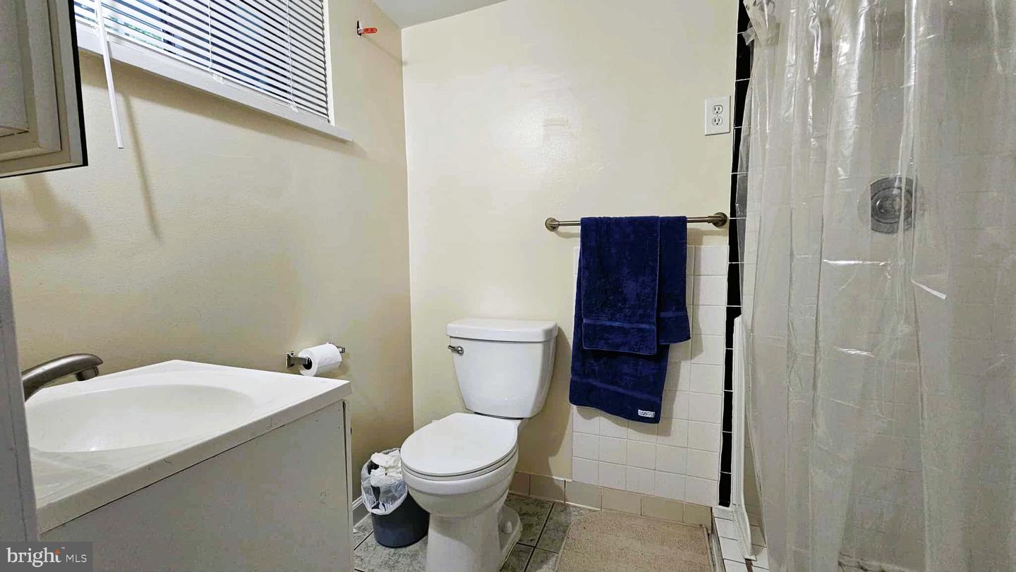 Annandale, Virginia, 22003, United States, 4 Bedrooms Bedrooms, ,3 BathroomsBathrooms,Residential,For Sale,1866164