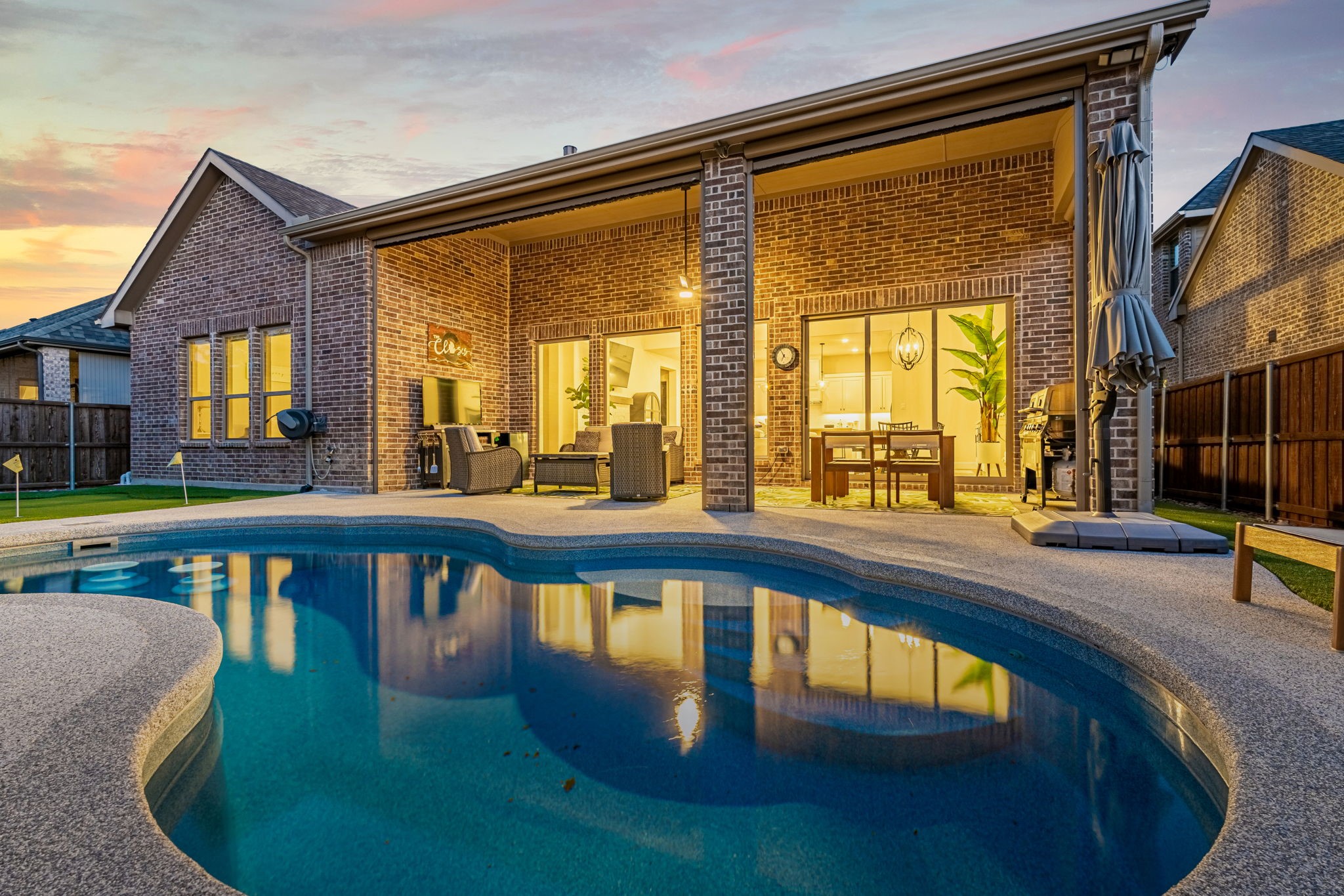 McKinney, Texas, 75071, United States, 4 Bedrooms Bedrooms, ,3 BathroomsBathrooms,Residential,For Sale,1992120