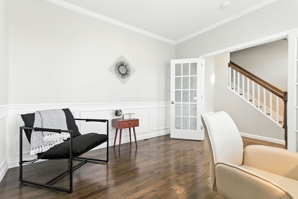 Southwick, Massachusetts, 01077, United States, 4 Bedrooms Bedrooms, ,4 BathroomsBathrooms,Residential,For Sale,1941042