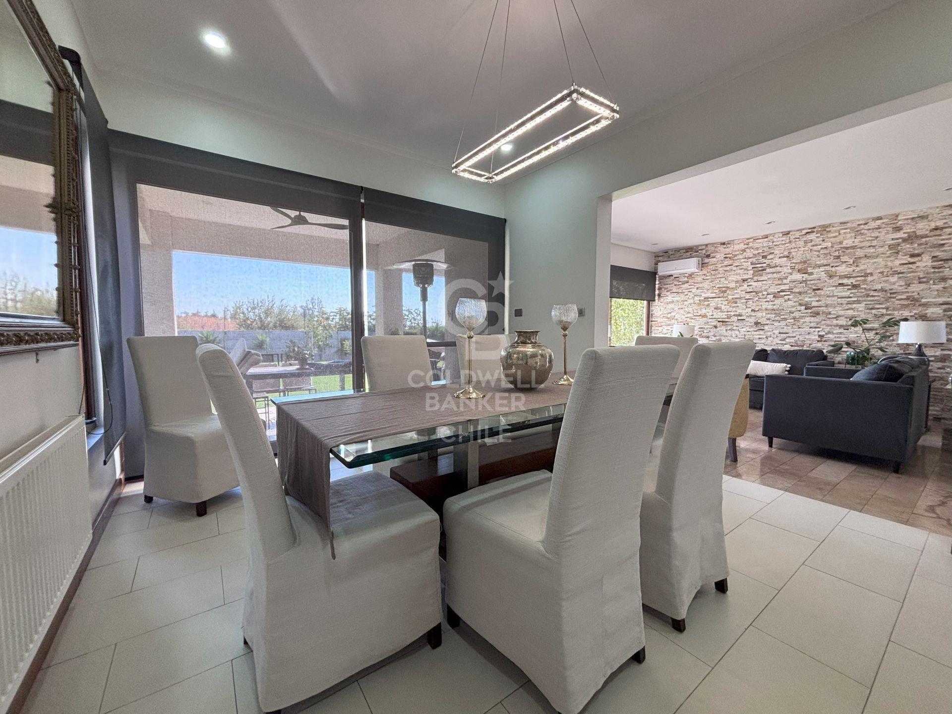 Colina, Chile, 4 Bedrooms Bedrooms, ,6 BathroomsBathrooms,Residential,For Sale,1776759