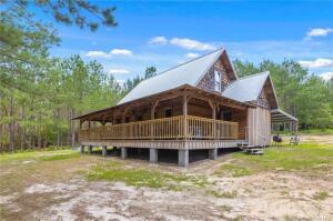 Hornbeck, Louisiana, 71439, United States, 2 Bedrooms Bedrooms, ,2 BathroomsBathrooms,Residential,For Sale,1710052