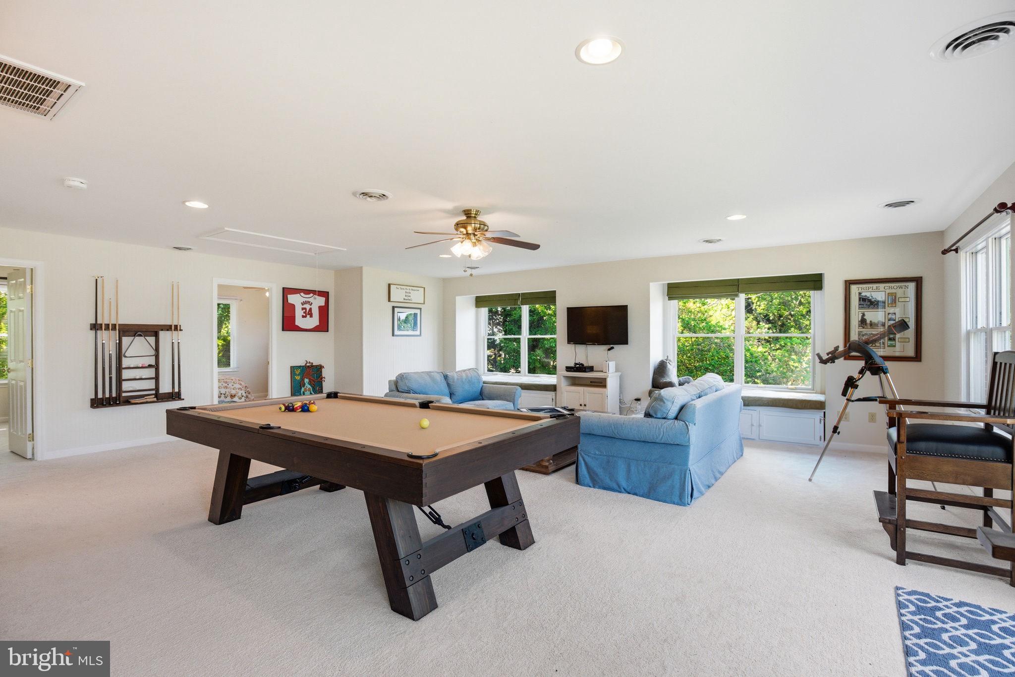 Avenue, Maryland, 20609, United States, 5 Bedrooms Bedrooms, ,4 BathroomsBathrooms,Residential,For Sale,2049341