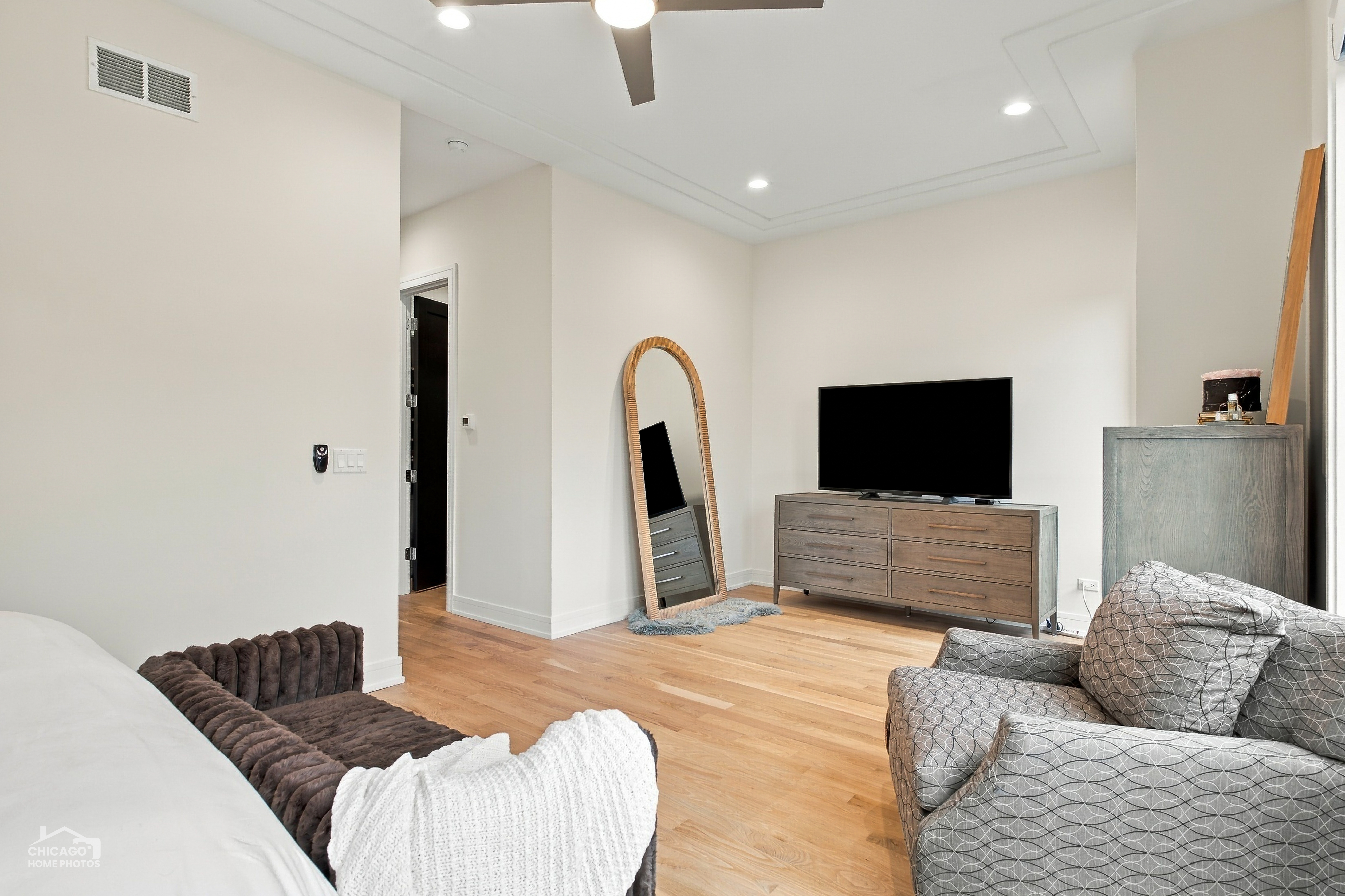  Single-family Residence with Extra-wide (30