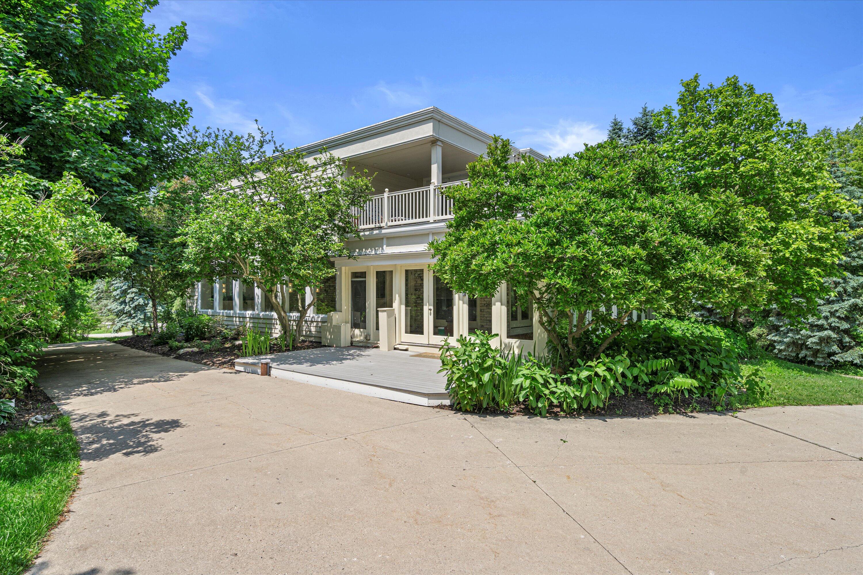Lisbon, Wisconsin, 53089, United States, 4 Bedrooms Bedrooms, ,5 BathroomsBathrooms,Residential,For Sale,1868566